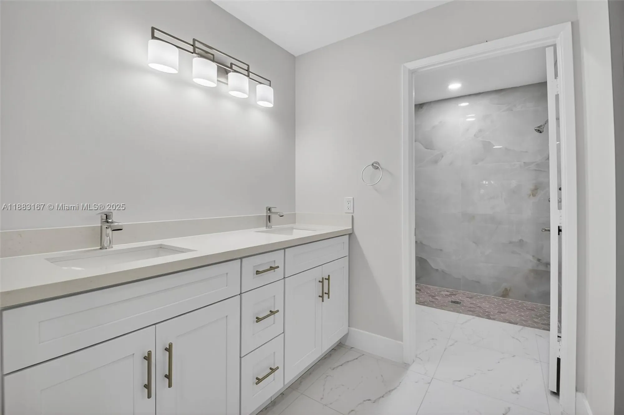 Property Slideshow image 25 of 57 | 8067 summerbreeze ln, Boca Raton, FL, 33496