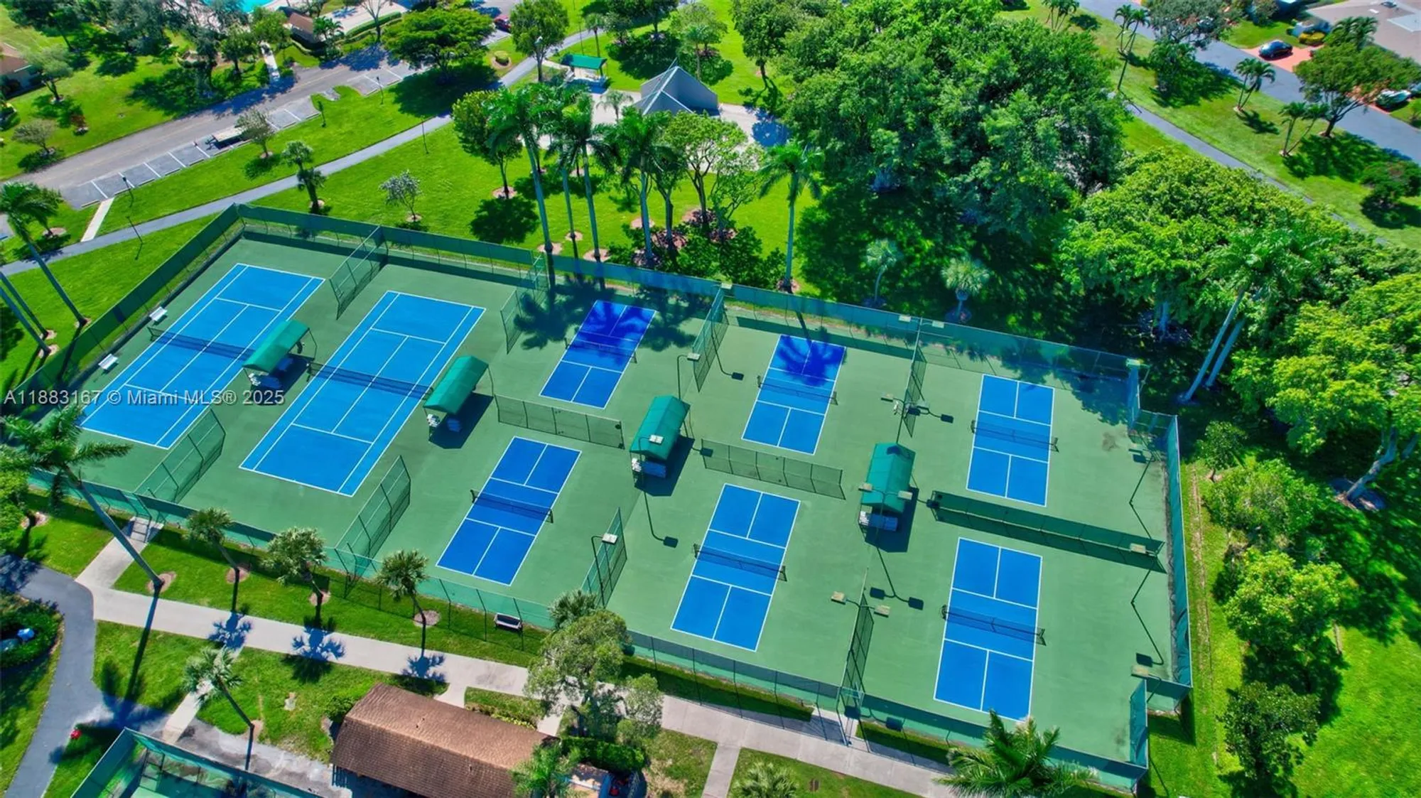 Property Slideshow image 37 of 57 | 8067 summerbreeze ln, Boca Raton, FL, 33496