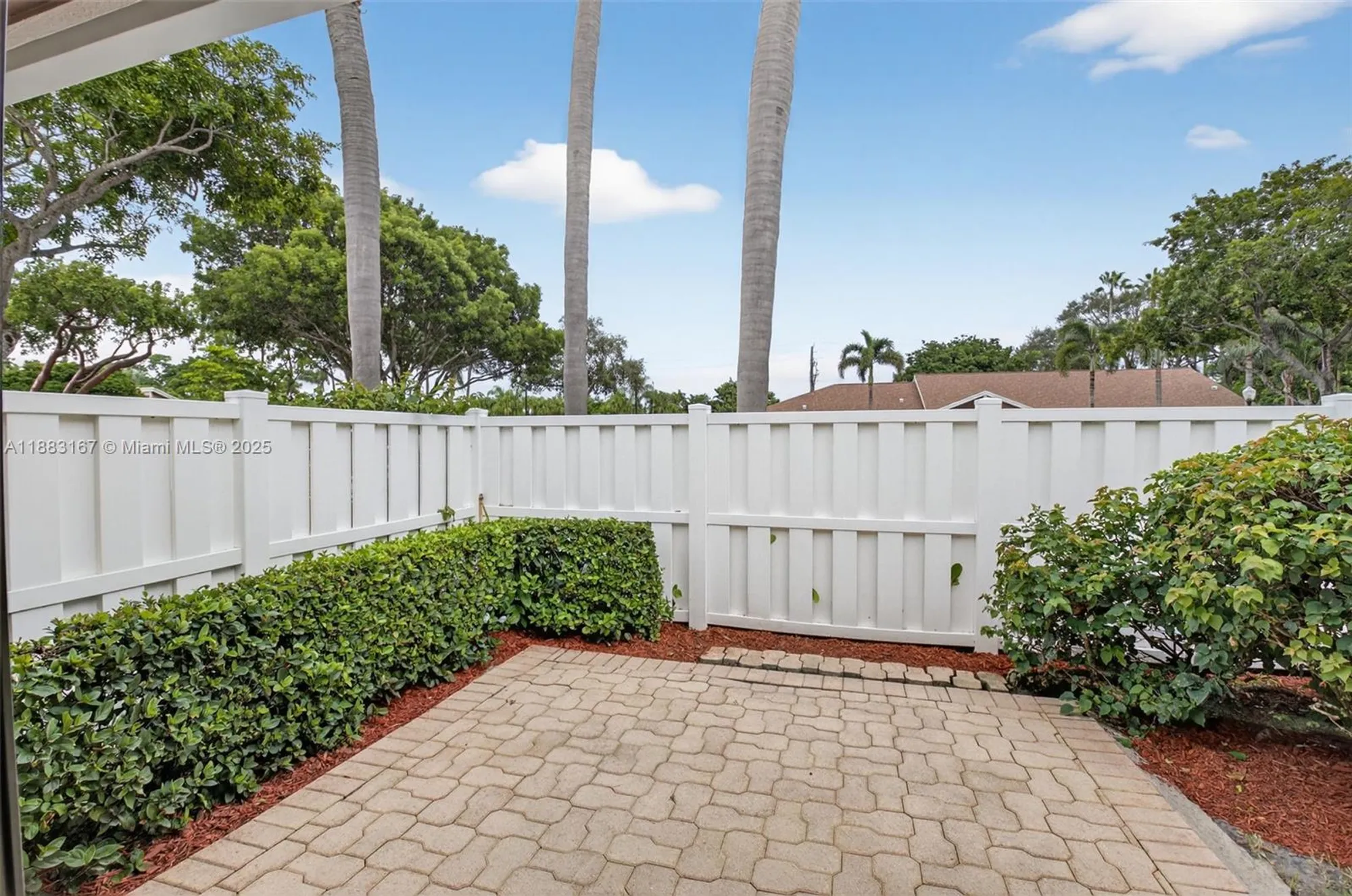 Property Slideshow image 31 of 57 | 8067 summerbreeze ln, Boca Raton, FL, 33496