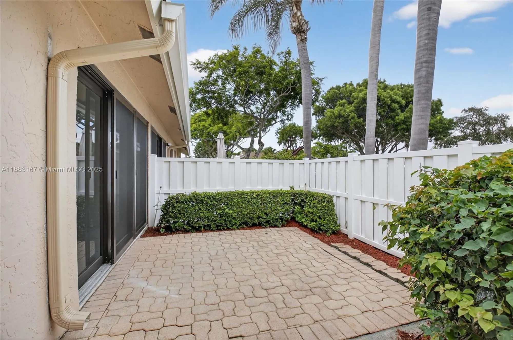Property Slideshow image 32 of 57 | 8067 summerbreeze ln, Boca Raton, FL, 33496
