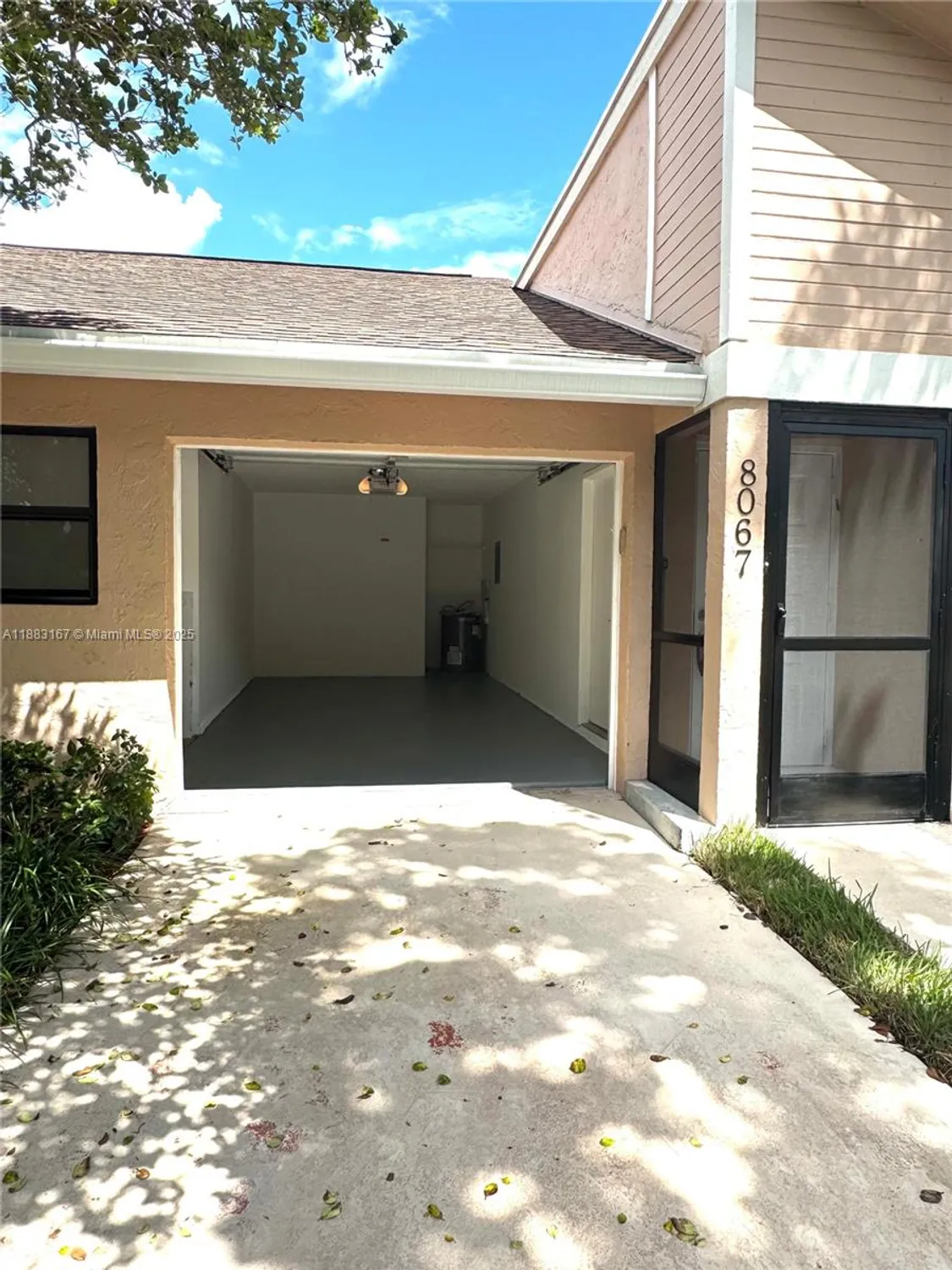 Property Slideshow image 33 of 57 | 8067 summerbreeze ln, Boca Raton, FL, 33496