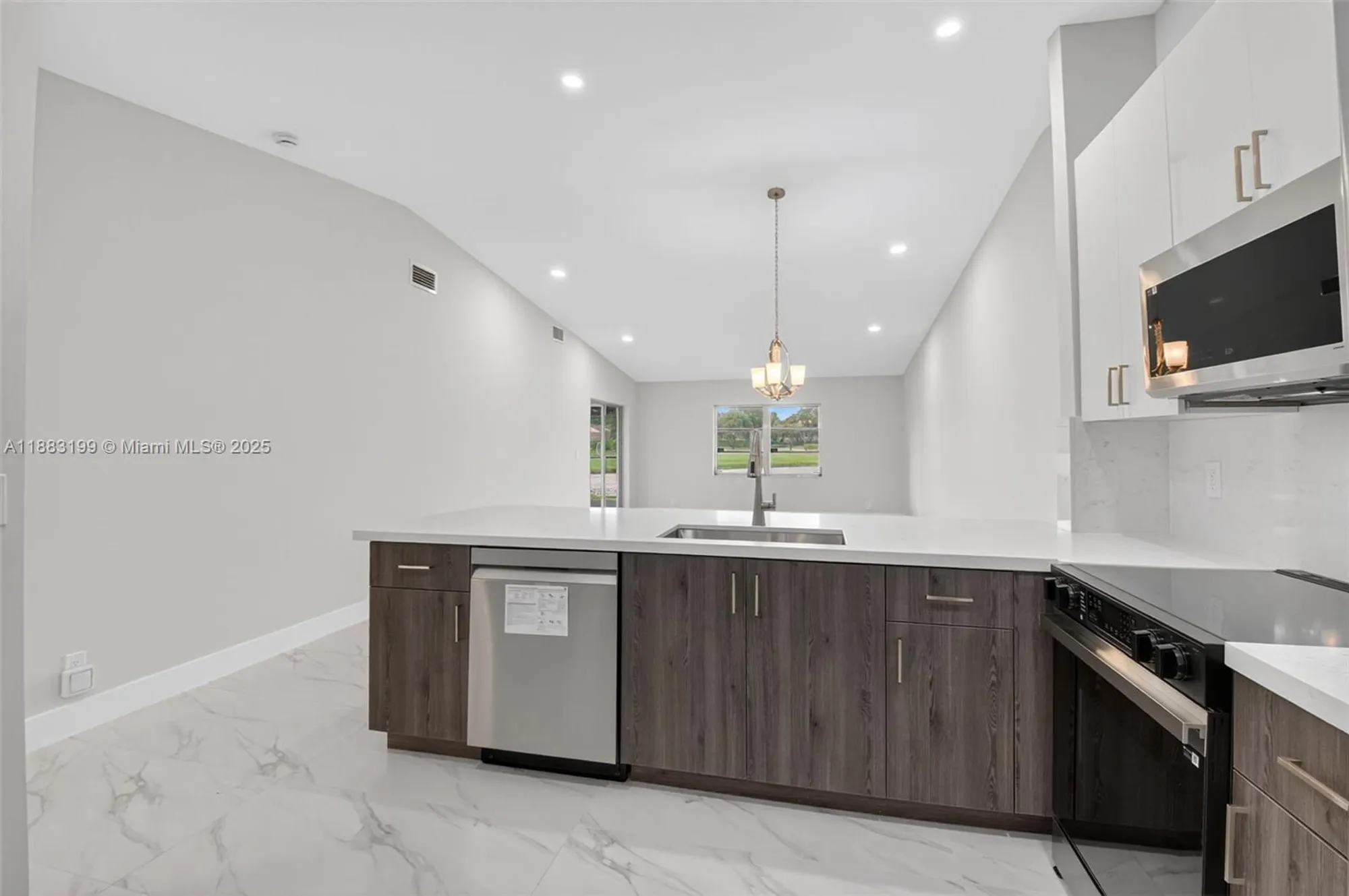 Property Slideshow image 17 of 65 | 8127 songbird ter, Boca Raton, FL, 33496