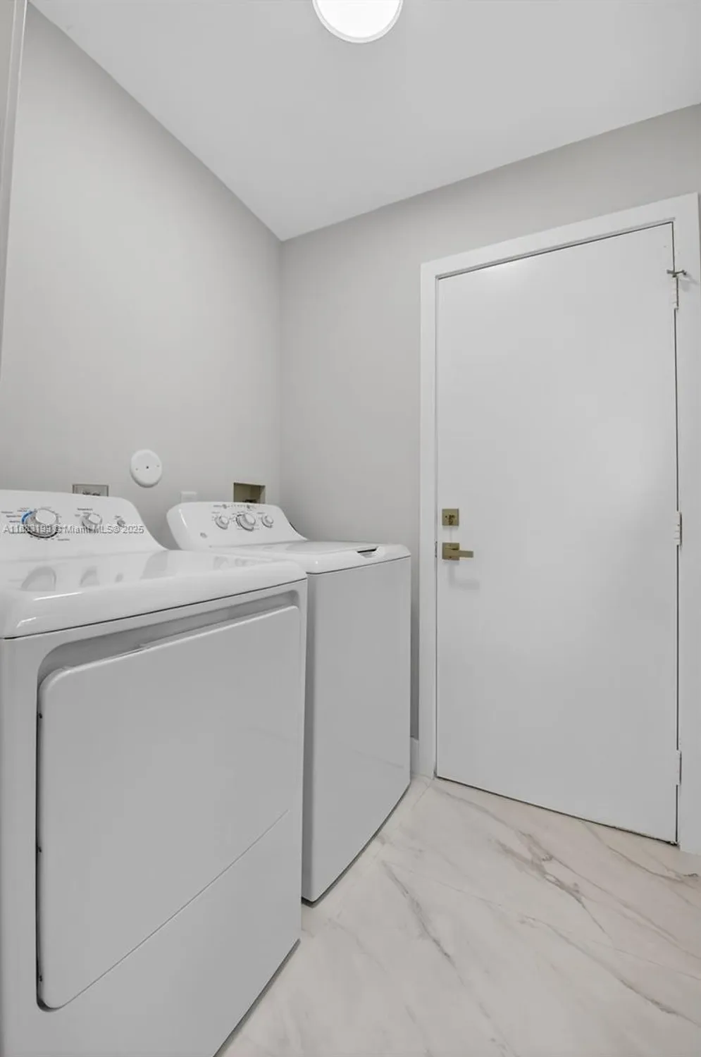 Property Slideshow image 19 of 65 | 8127 songbird ter, Boca Raton, FL, 33496