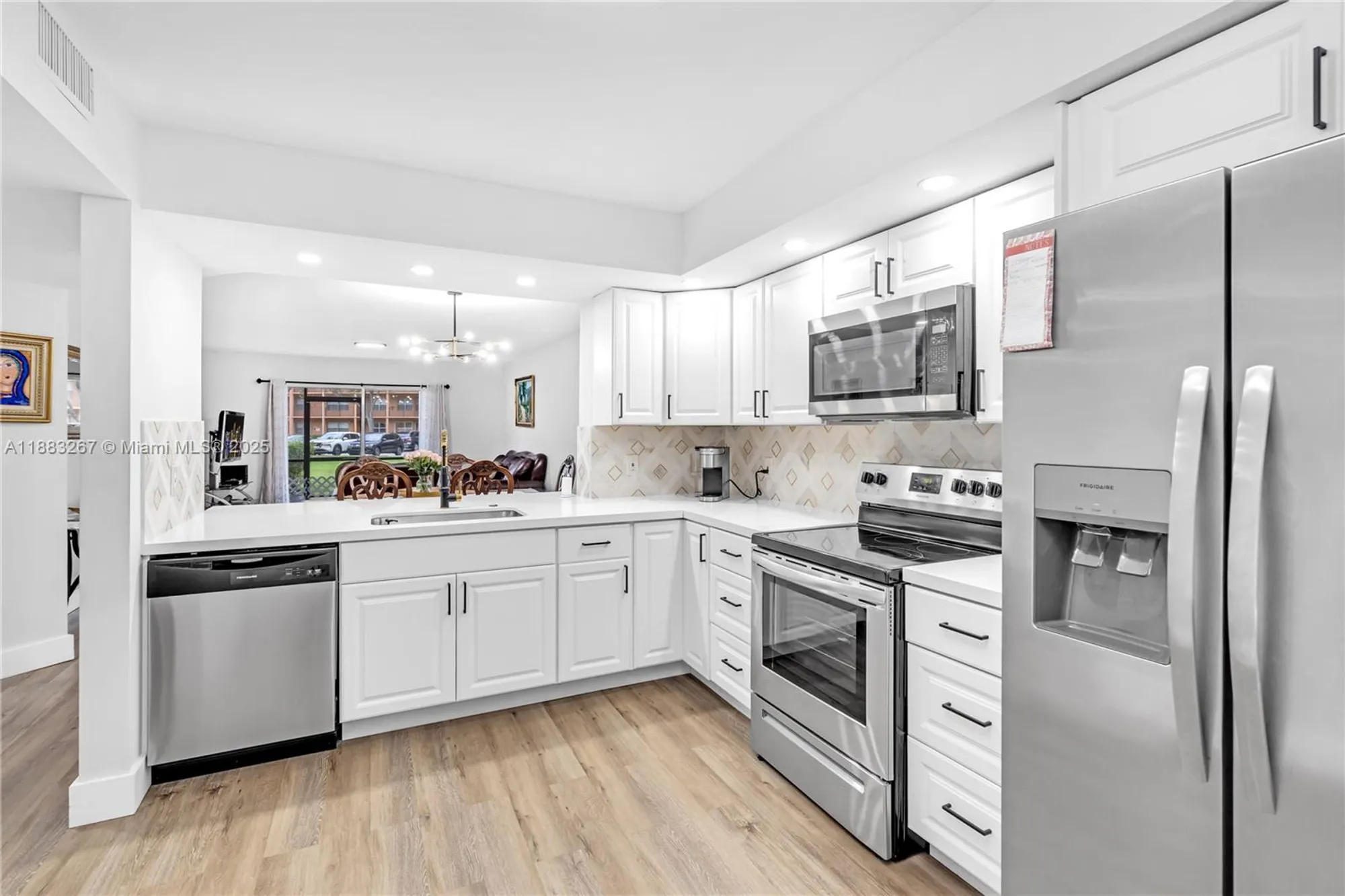 Property Slideshow image 2 of 25 | 701 sw 142nd ave 108s, Pembroke Pines, FL, 33027