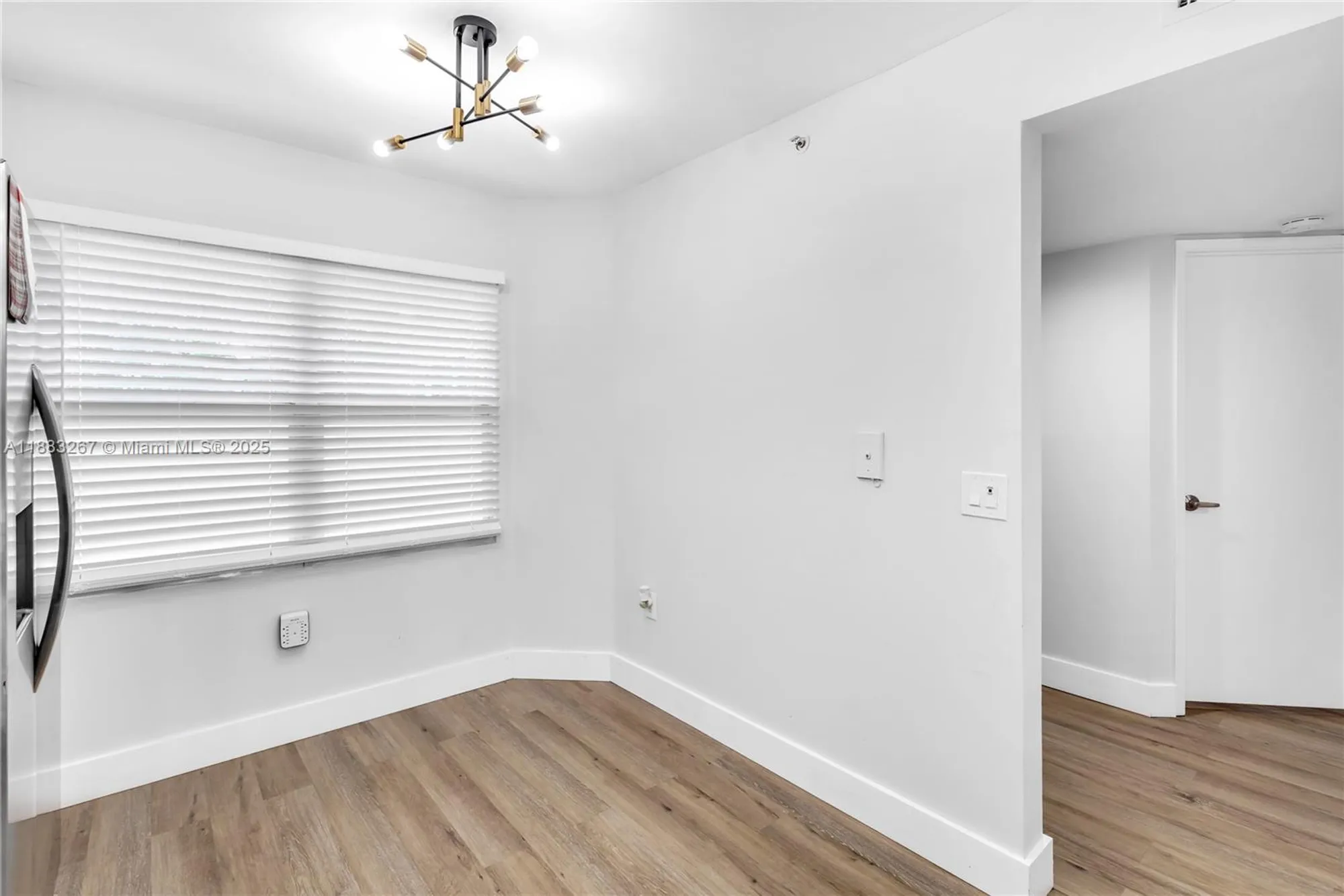 Property Slideshow image 5 of 25 | 701 sw 142nd ave 108s, Pembroke Pines, FL, 33027