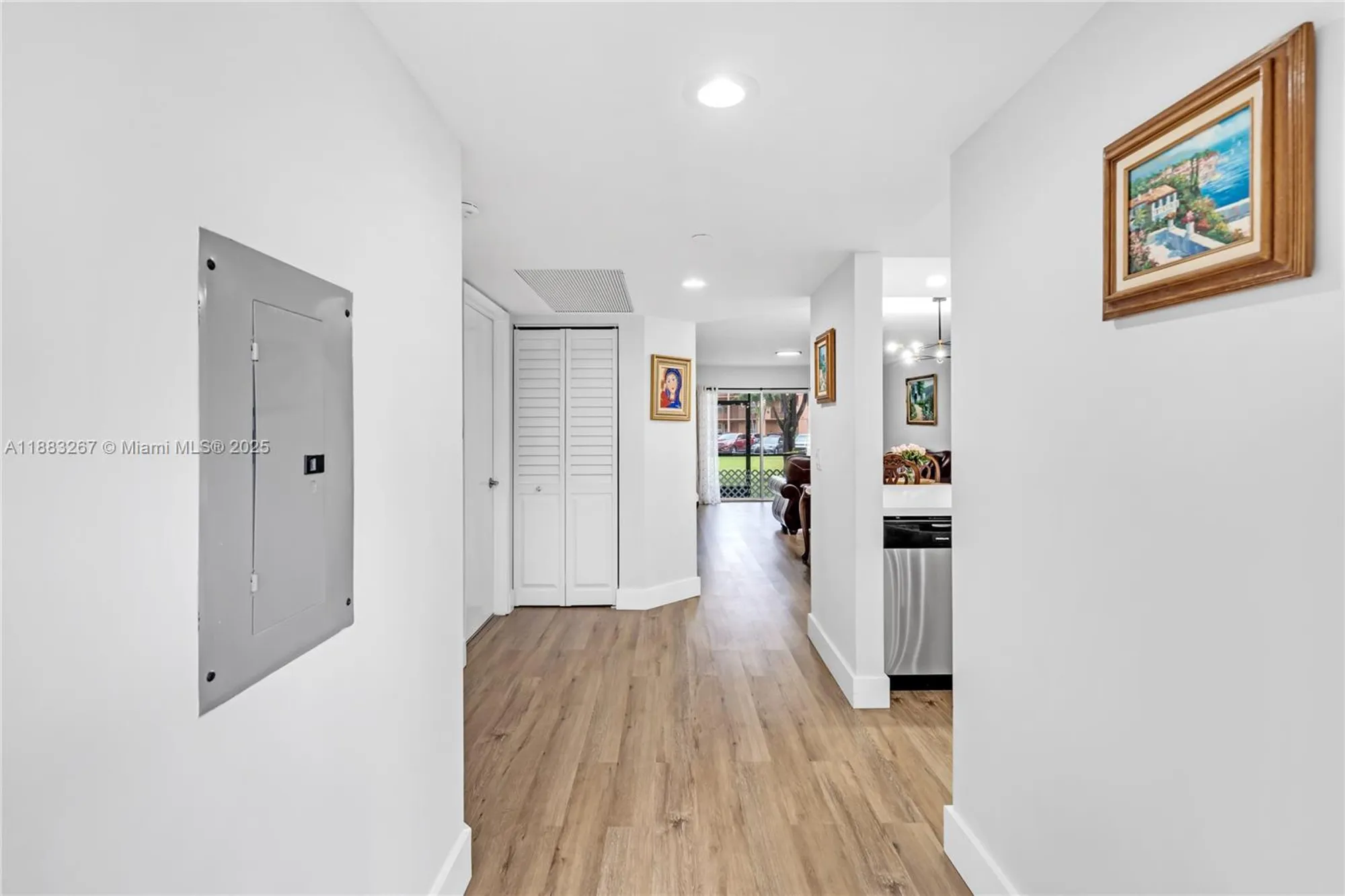 Property Slideshow image 6 of 25 | 701 sw 142nd ave 108s, Pembroke Pines, FL, 33027