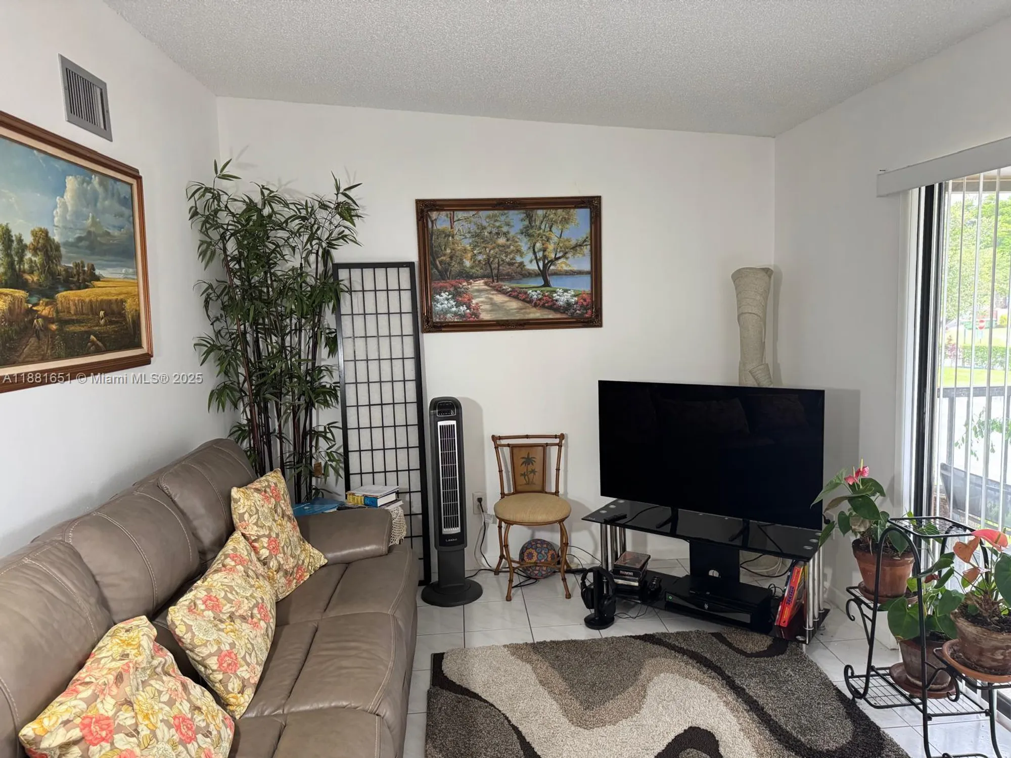 Property Slideshow image 14 of 35 | 9794 n belfort cir 202, Tamarac, FL, 33321