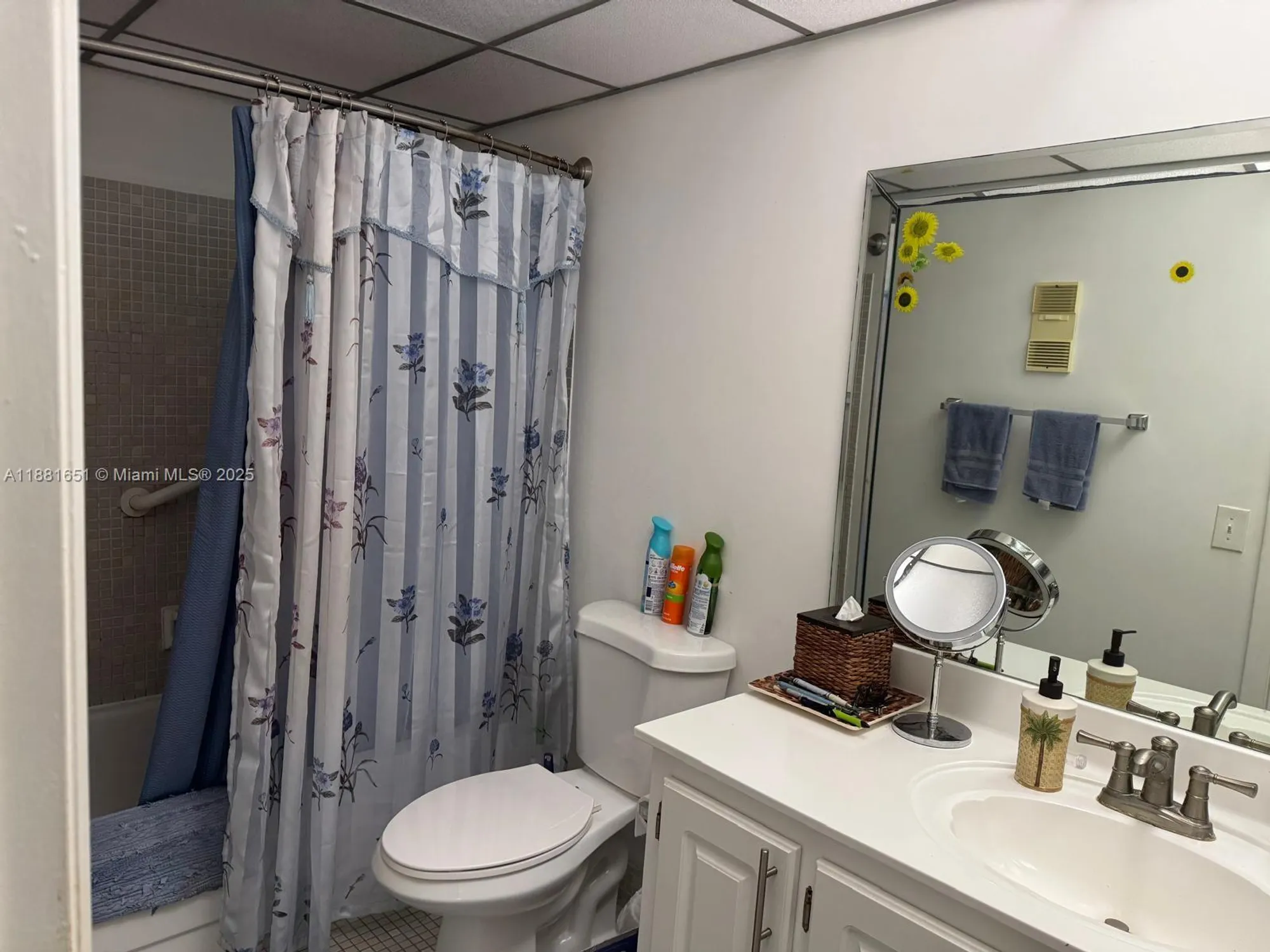 Property Slideshow image 18 of 35 | 9794 n belfort cir 202, Tamarac, FL, 33321