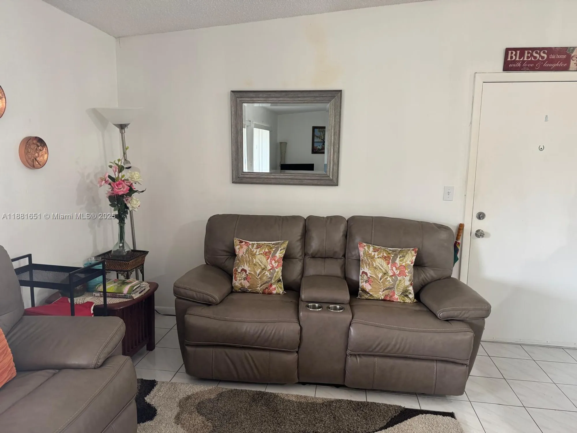 Property Slideshow image 11 of 35 | 9794 n belfort cir 202, Tamarac, FL, 33321