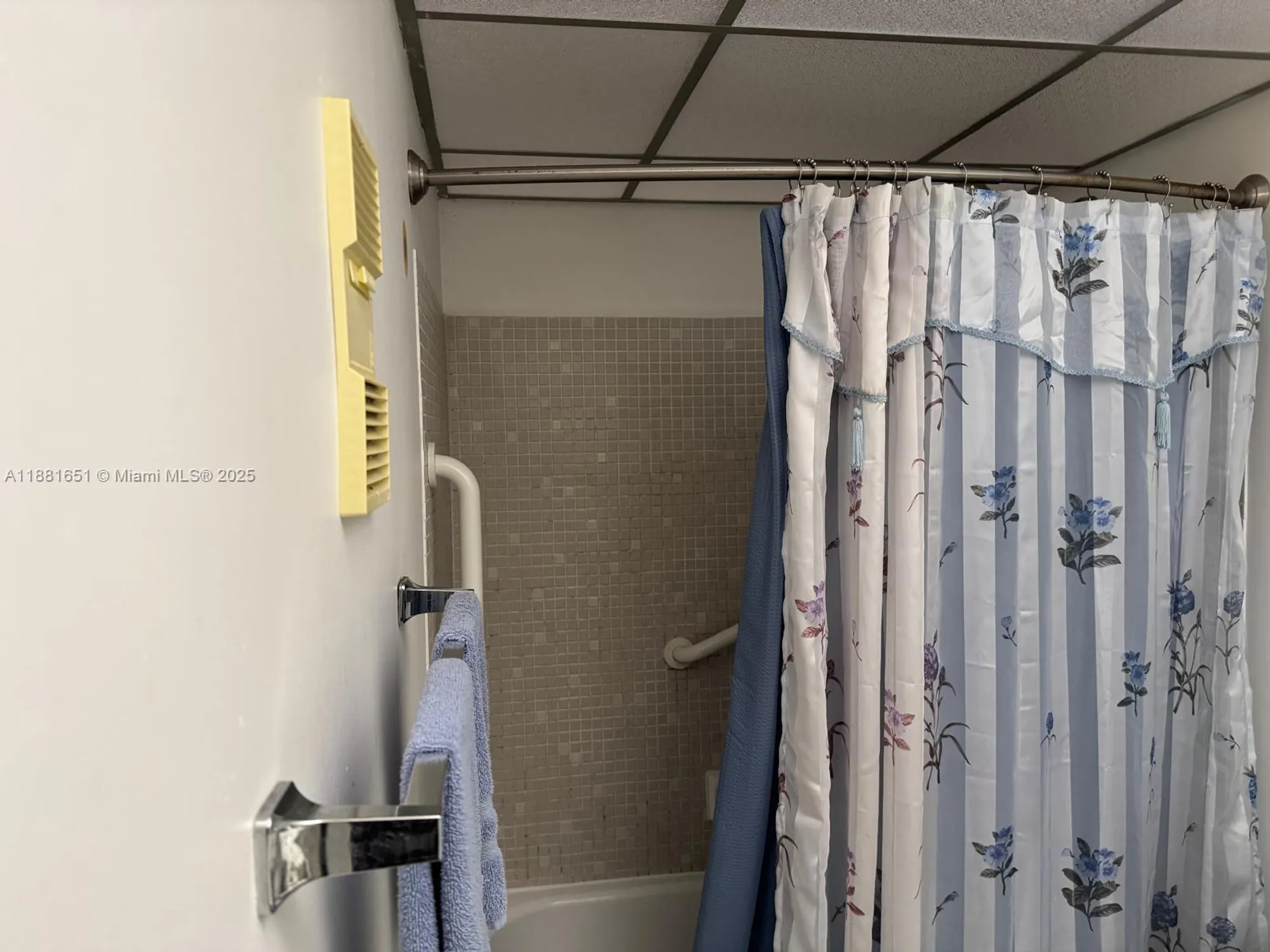 Property Slideshow image 20 of 35 | 9794 n belfort cir 202, Tamarac, FL, 33321