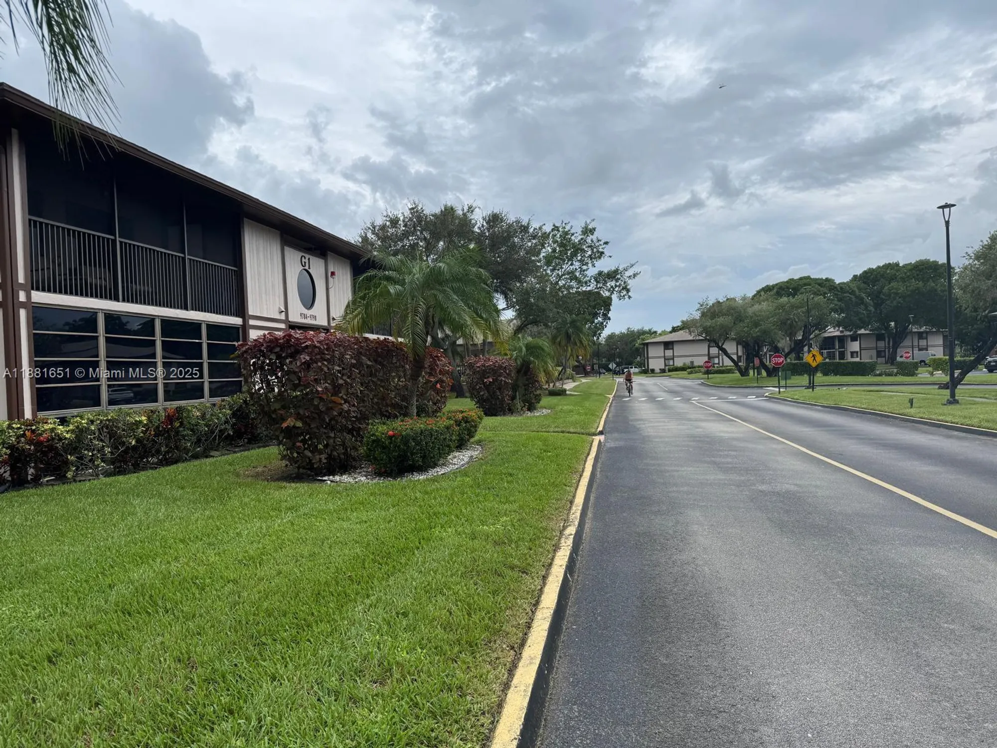 Property Slideshow image 35 of 35 | 9794 n belfort cir 202, Tamarac, FL, 33321