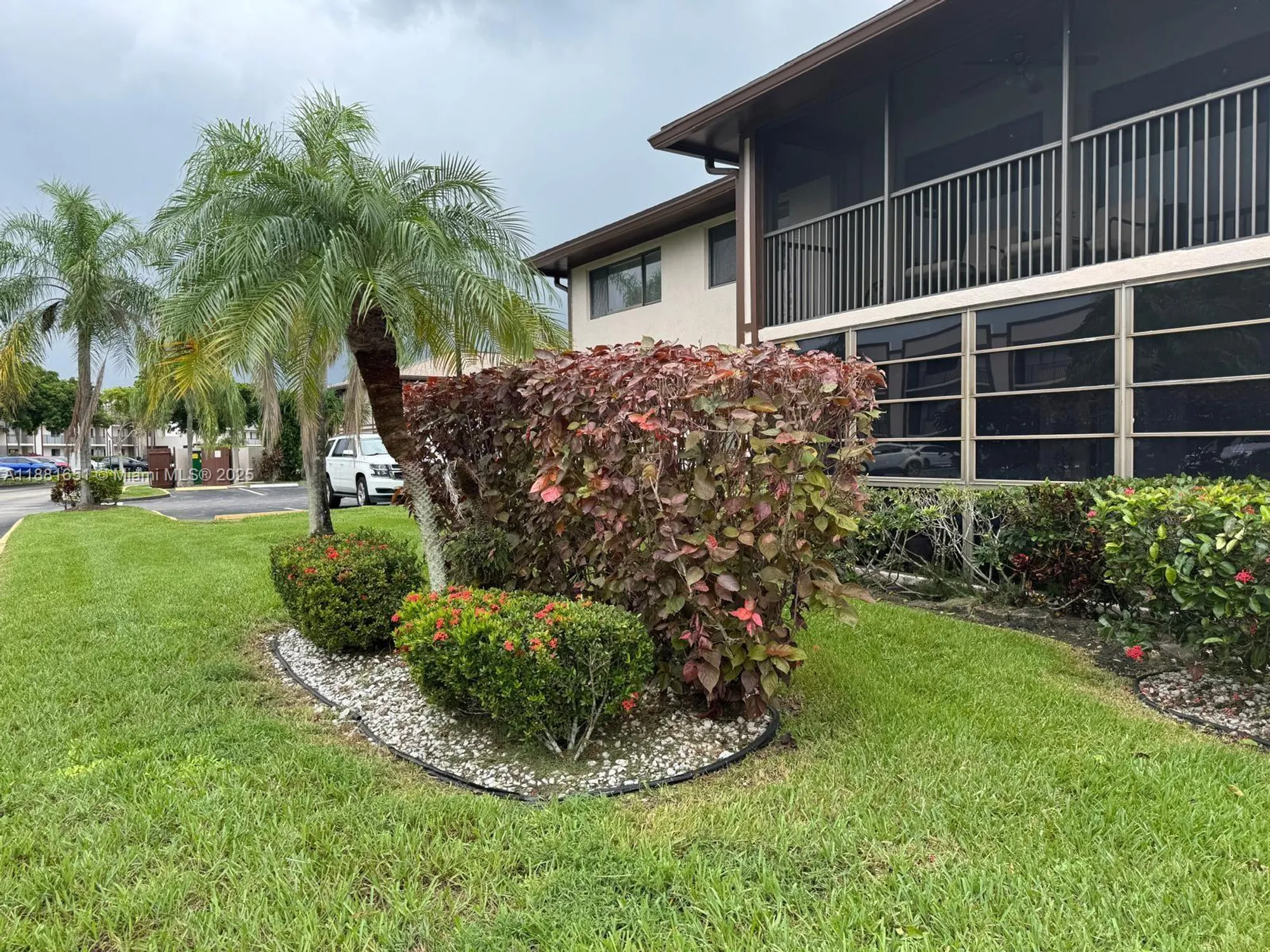 Property Slideshow image 33 of 35 | 9794 n belfort cir 202, Tamarac, FL, 33321