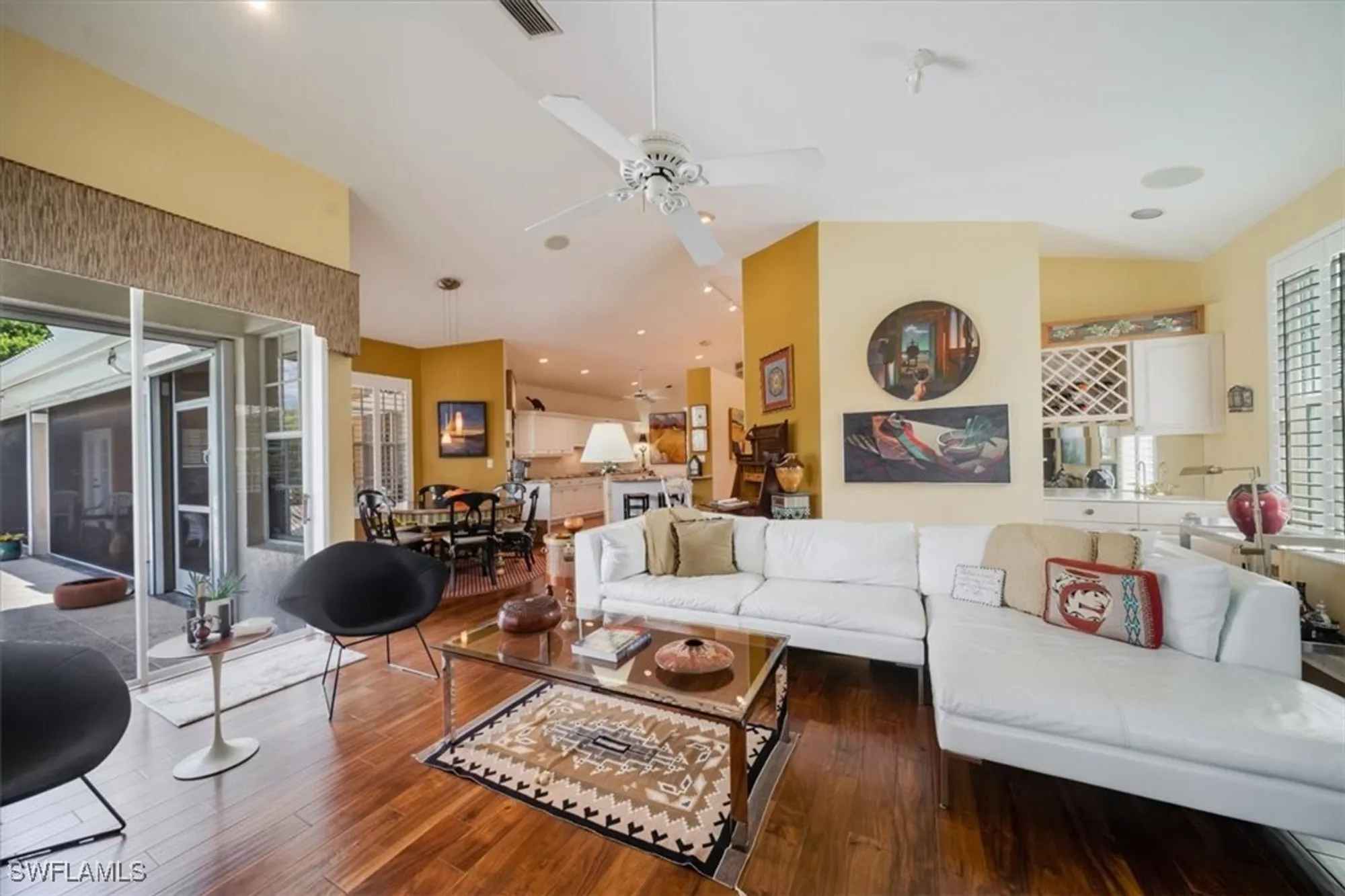 Property Slideshow image 18 of 50 | 215 monterey dr, Naples, FL, 34119