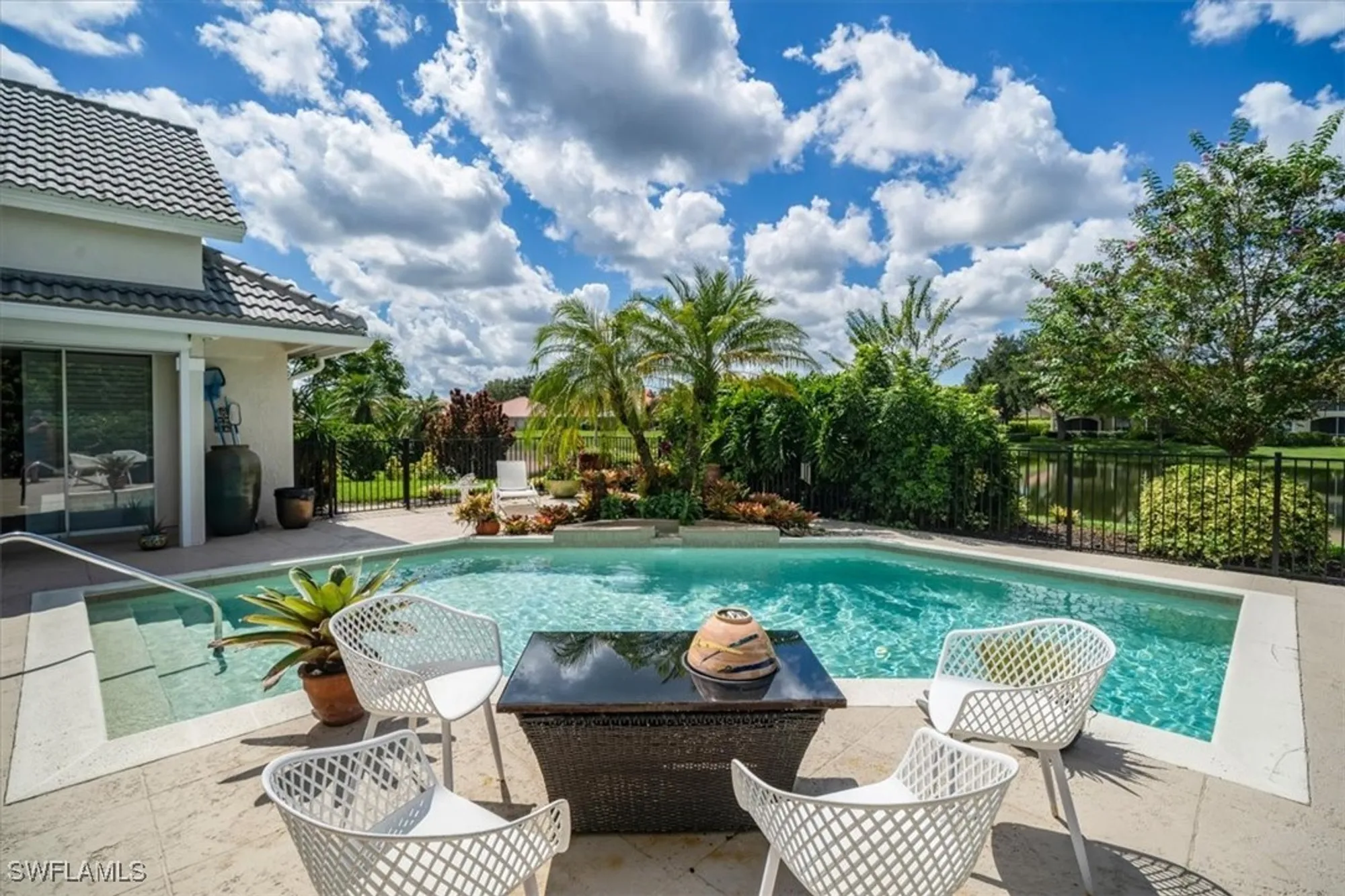 Property Slideshow image 30 of 50 | 215 monterey dr, Naples, FL, 34119