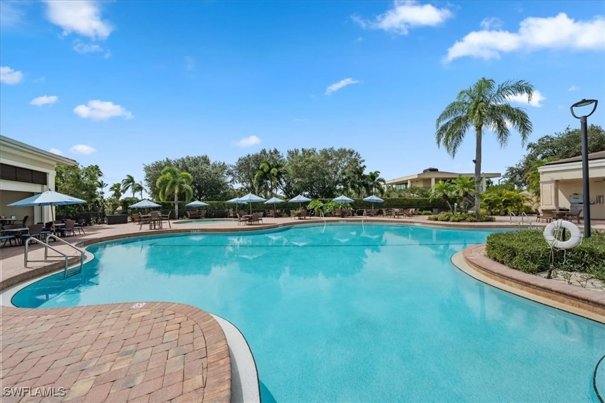 Property Slideshow image 41 of 50 | 215 monterey dr, Naples, FL, 34119