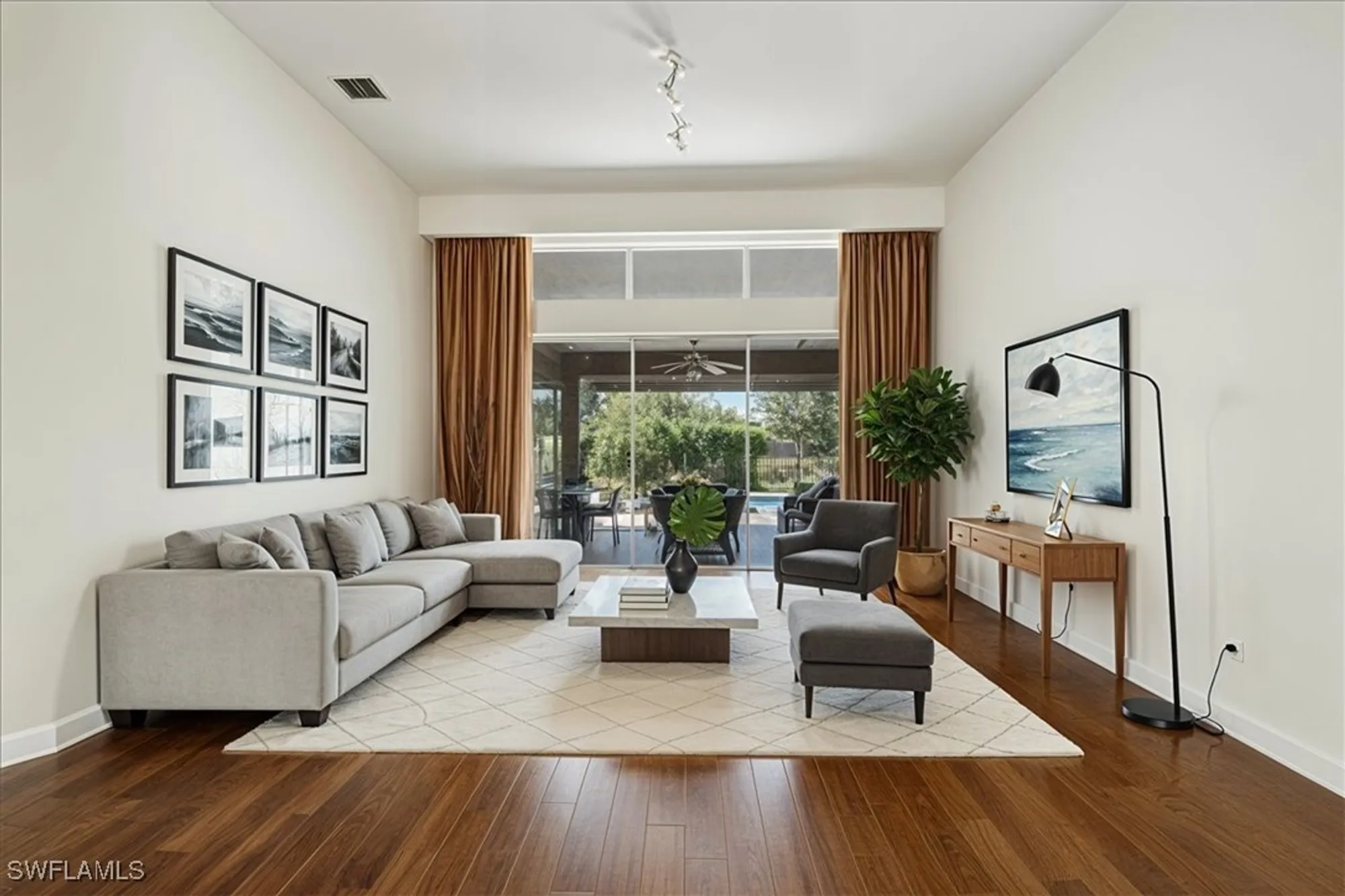 Property Slideshow image 7 of 50 | 215 monterey dr, Naples, FL, 34119