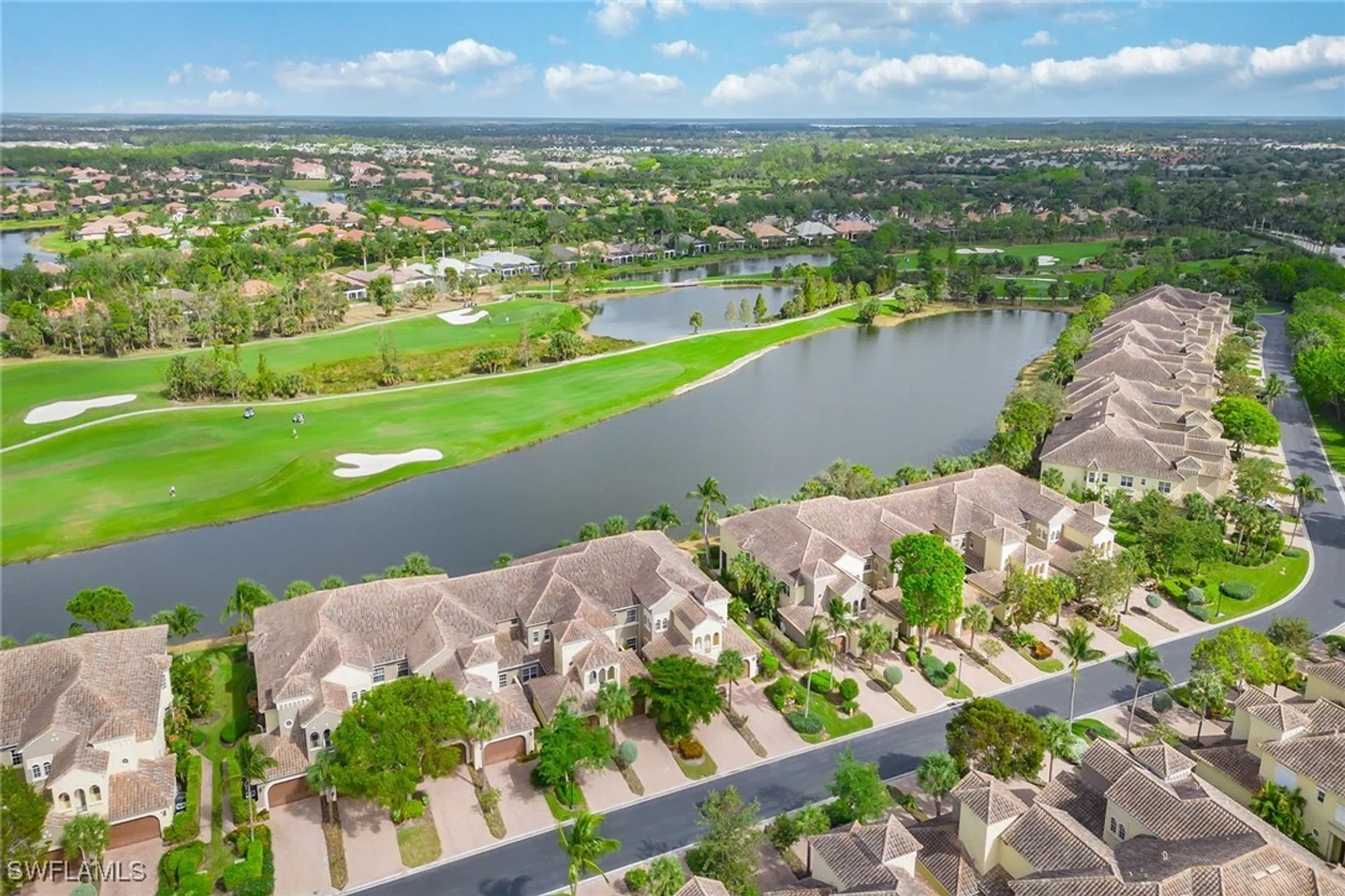 Property Slideshow image 32 of 48 | 3725 montreux ln 204, Naples, FL, 34114