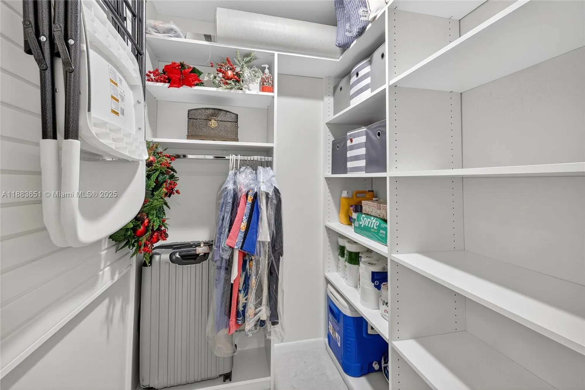 Property Slideshow image 29 of 61 | 21695 arriba real, Boca Raton, FL, 33433