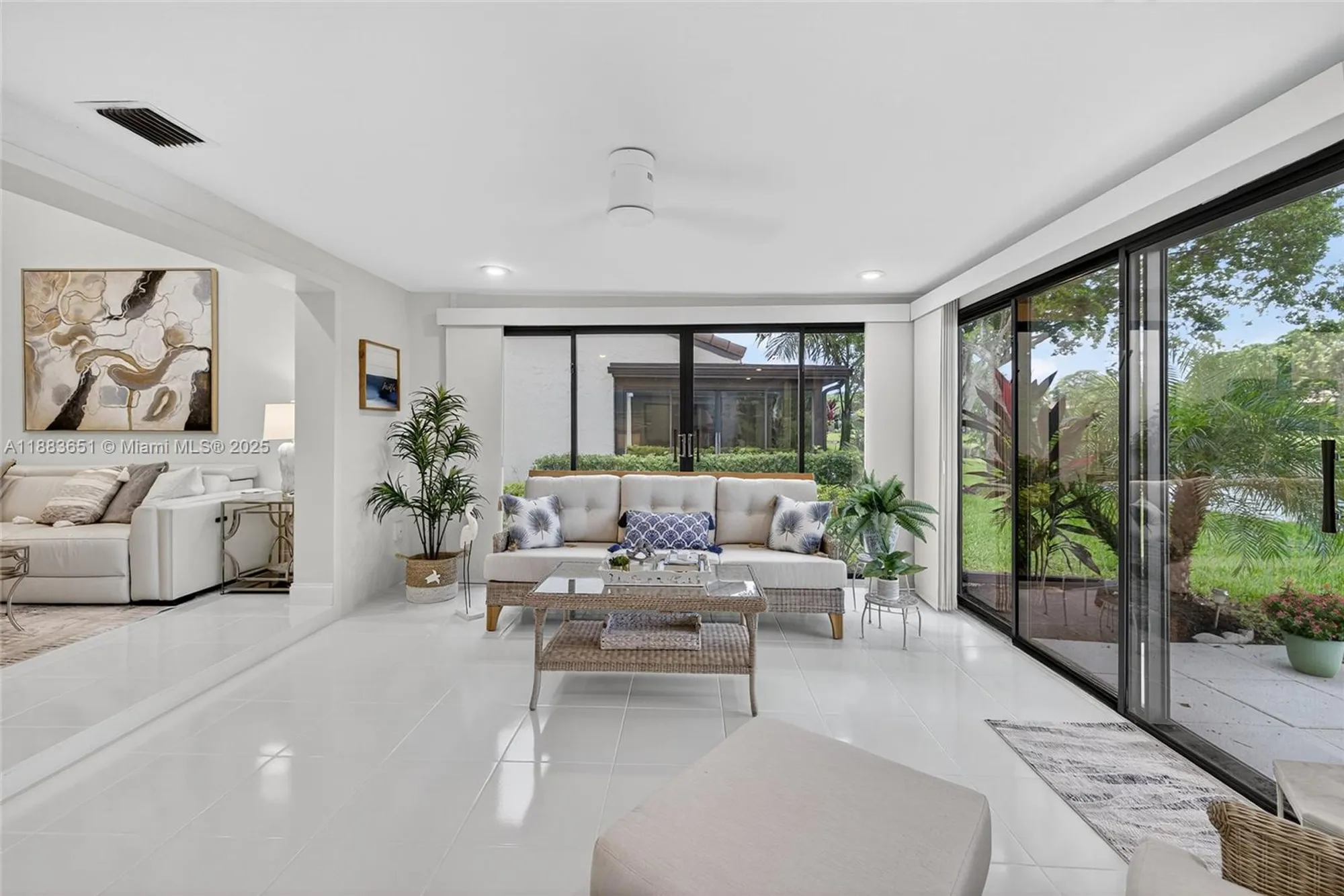 Property Slideshow image 37 of 61 | 21695 arriba real, Boca Raton, FL, 33433