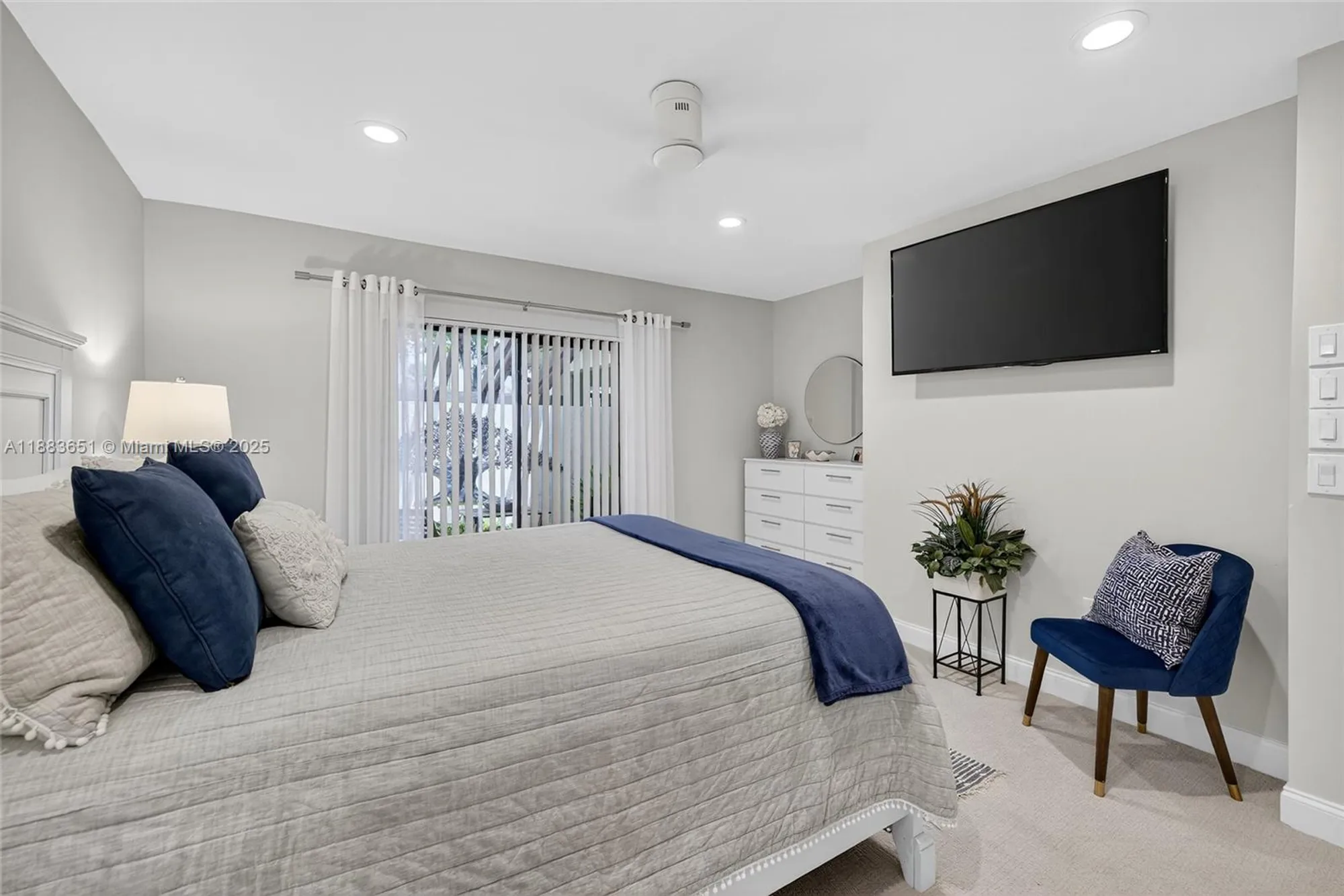 Property Slideshow image 31 of 61 | 21695 arriba real, Boca Raton, FL, 33433