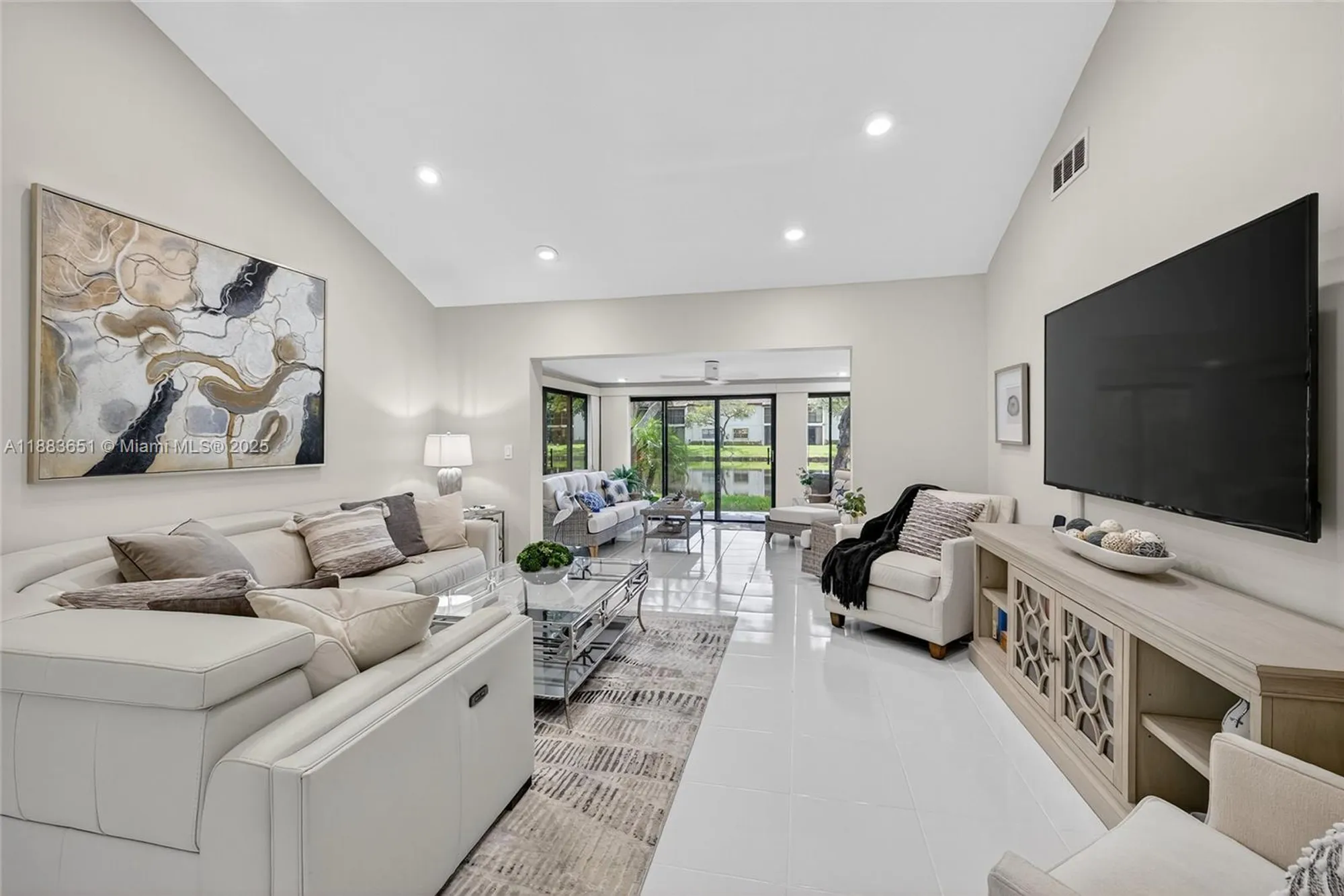 Property Slideshow image 4 of 61 | 21695 arriba real, Boca Raton, FL, 33433