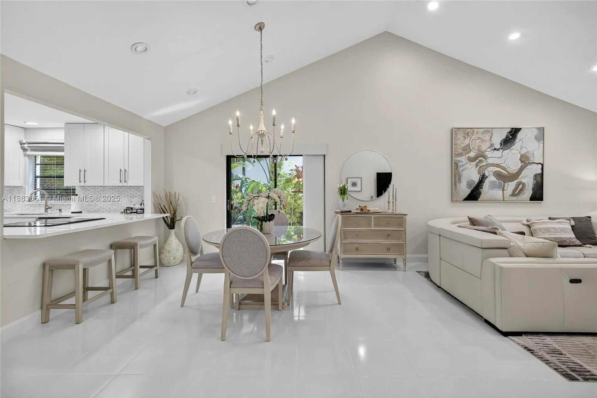 Property Slideshow image 5 of 61 | 21695 arriba real, Boca Raton, FL, 33433