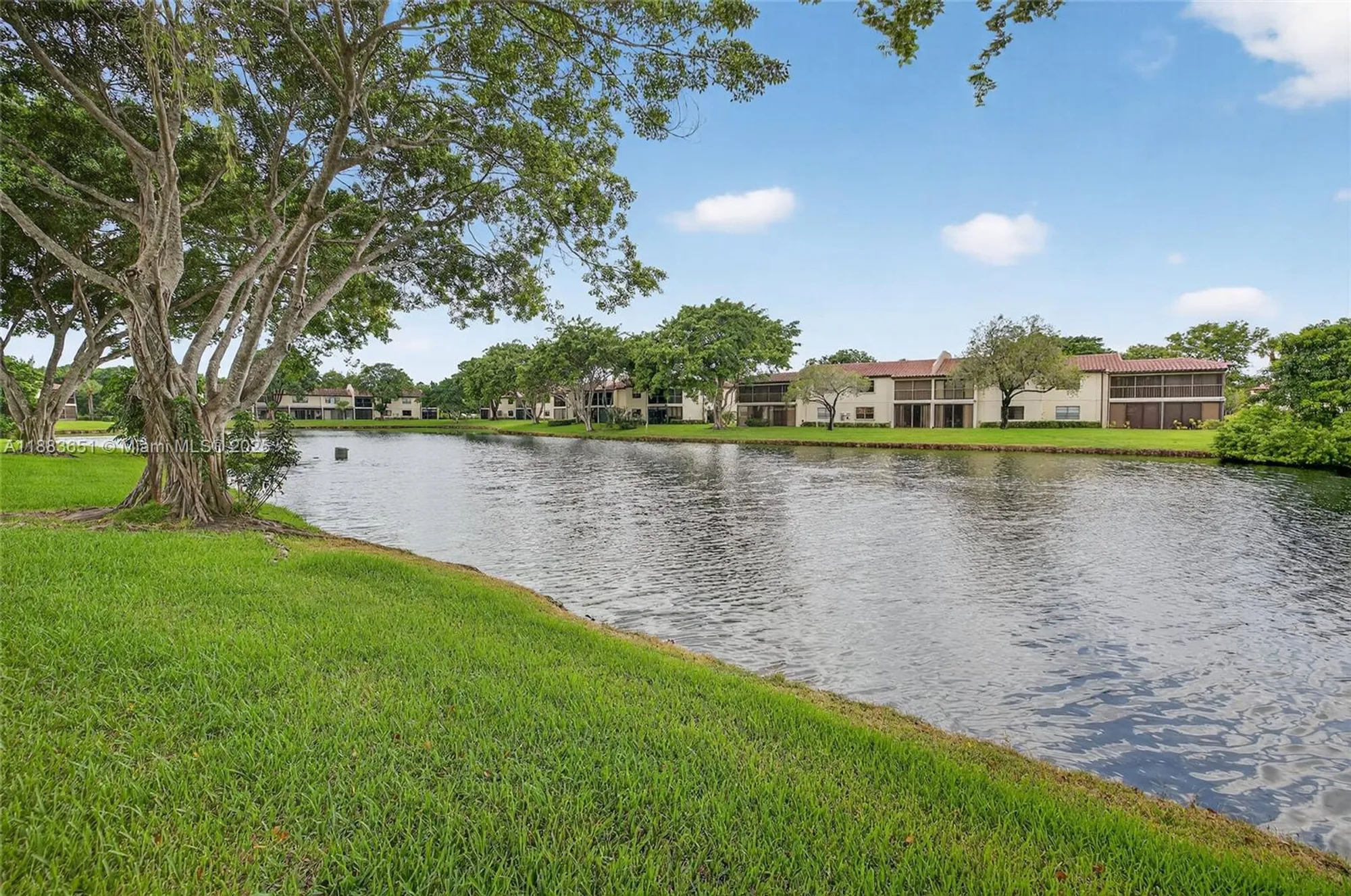 Property Slideshow image 50 of 61 | 21695 arriba real, Boca Raton, FL, 33433