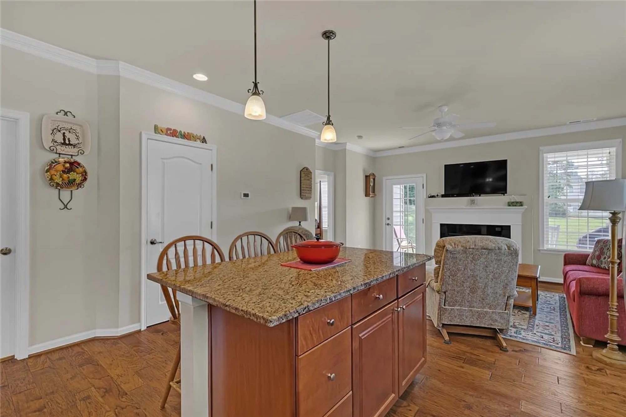 Property Slideshow image 11 of 38 | 6310 cordelia rd, Williamsburg, VA, 23188