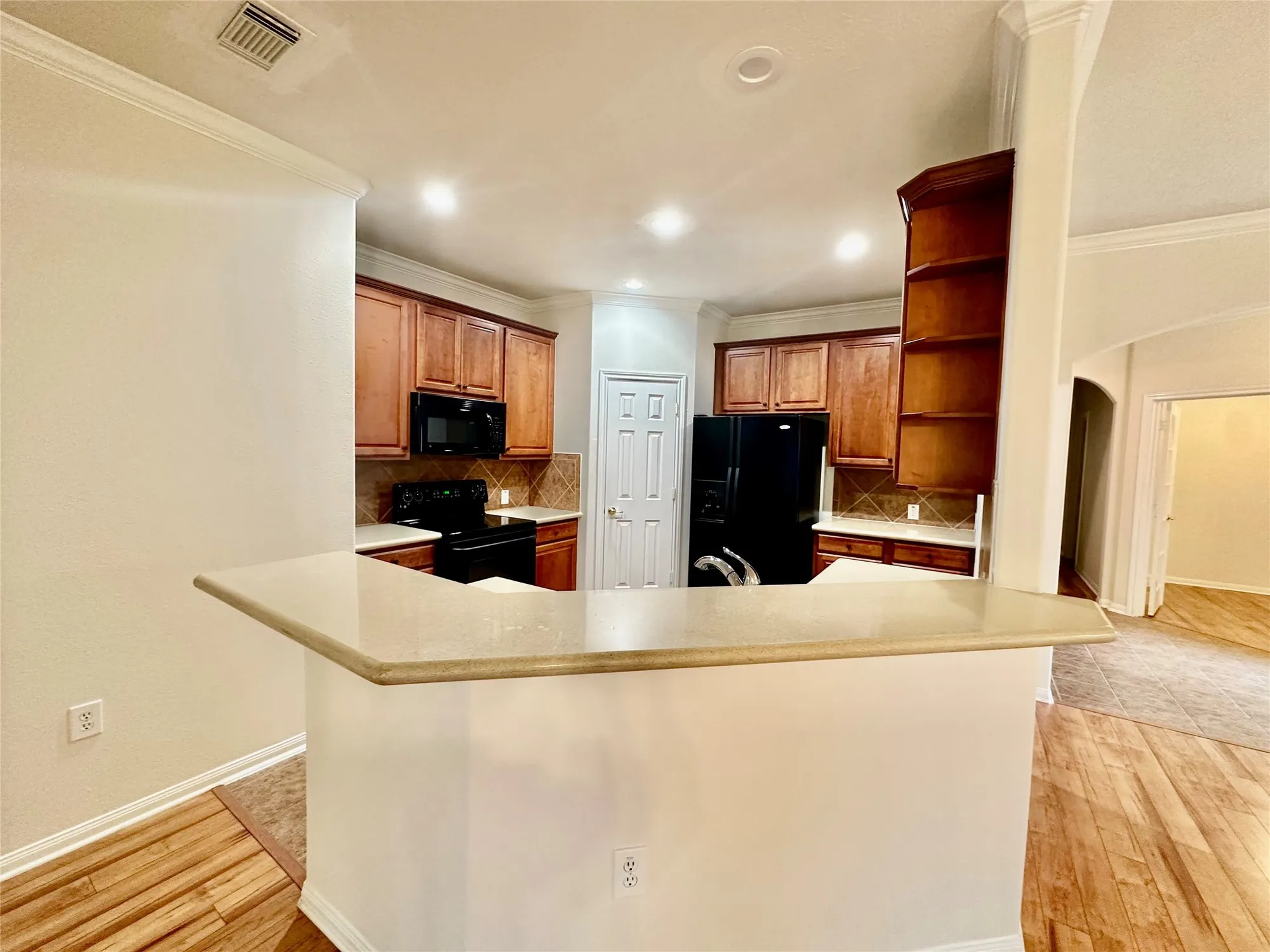 Property Slideshow image 12 of 31 | 1306 modena dr, Pearland, TX, 77581