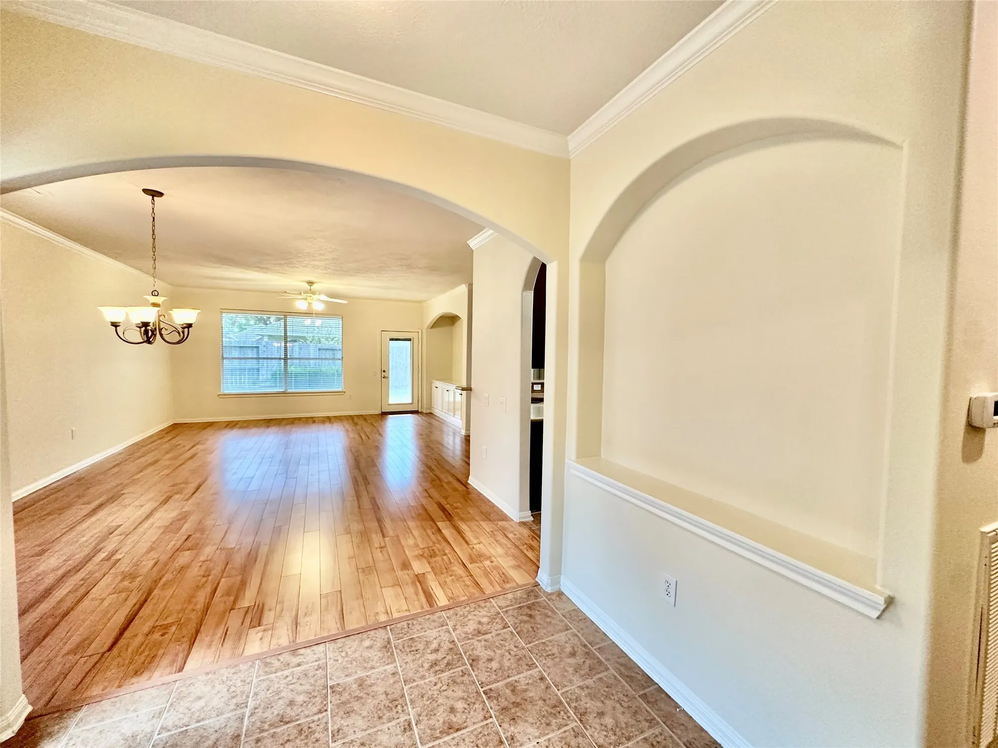 Property Slideshow image 20 of 31 | 1306 modena dr, Pearland, TX, 77581