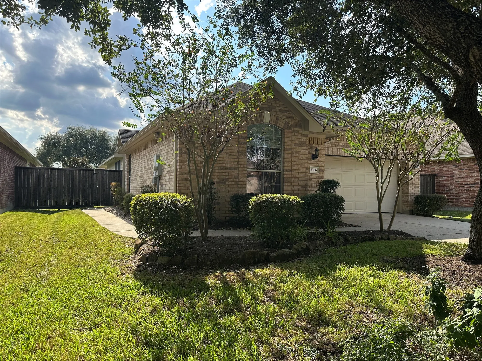 Property Slideshow image 31 of 31 | 1306 modena dr, Pearland, TX, 77581