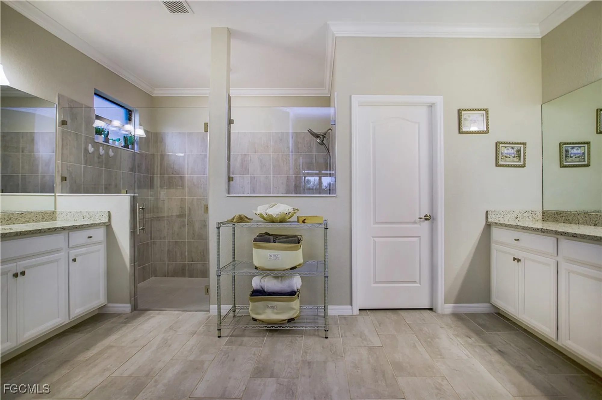 Property Slideshow image 16 of 50 | 19306 elston way, Estero, FL, 33928