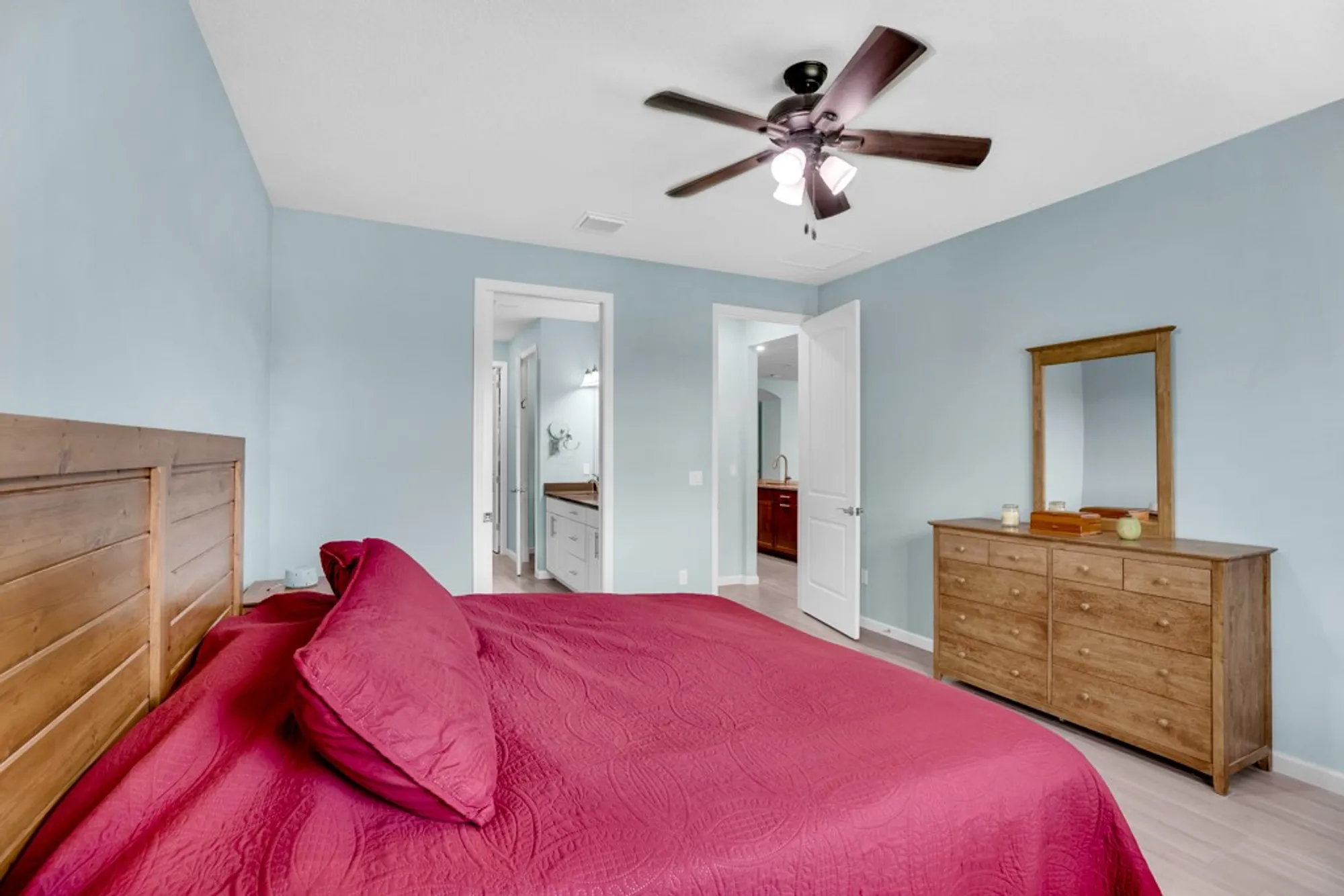 Property Slideshow image 14 of 36 | 5027 monroe cir, Vero Beach, FL, 32967