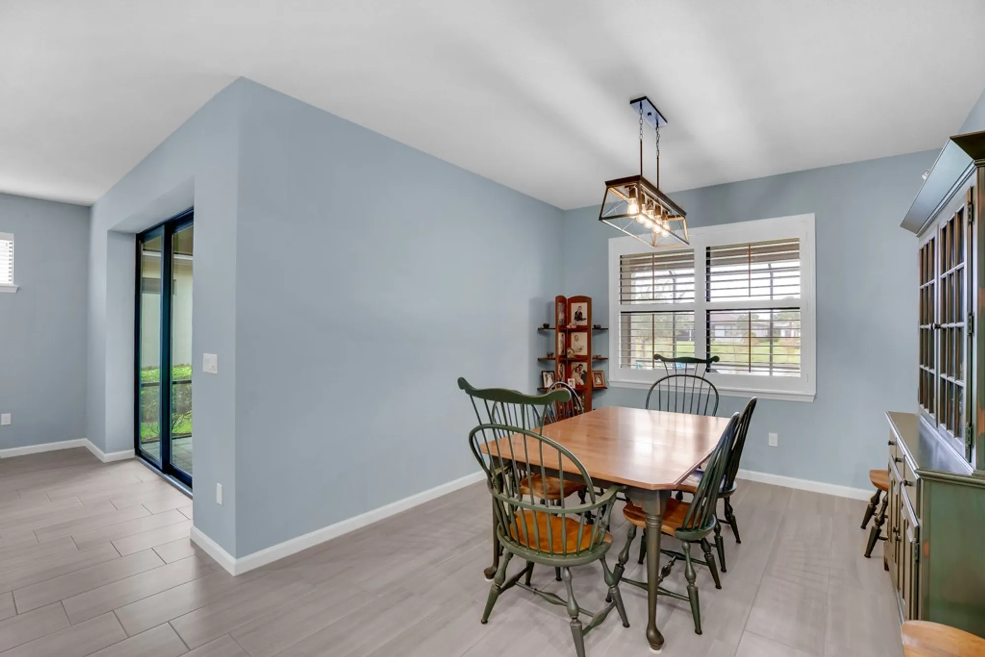 Property Slideshow image 12 of 36 | 5027 monroe cir, Vero Beach, FL, 32967