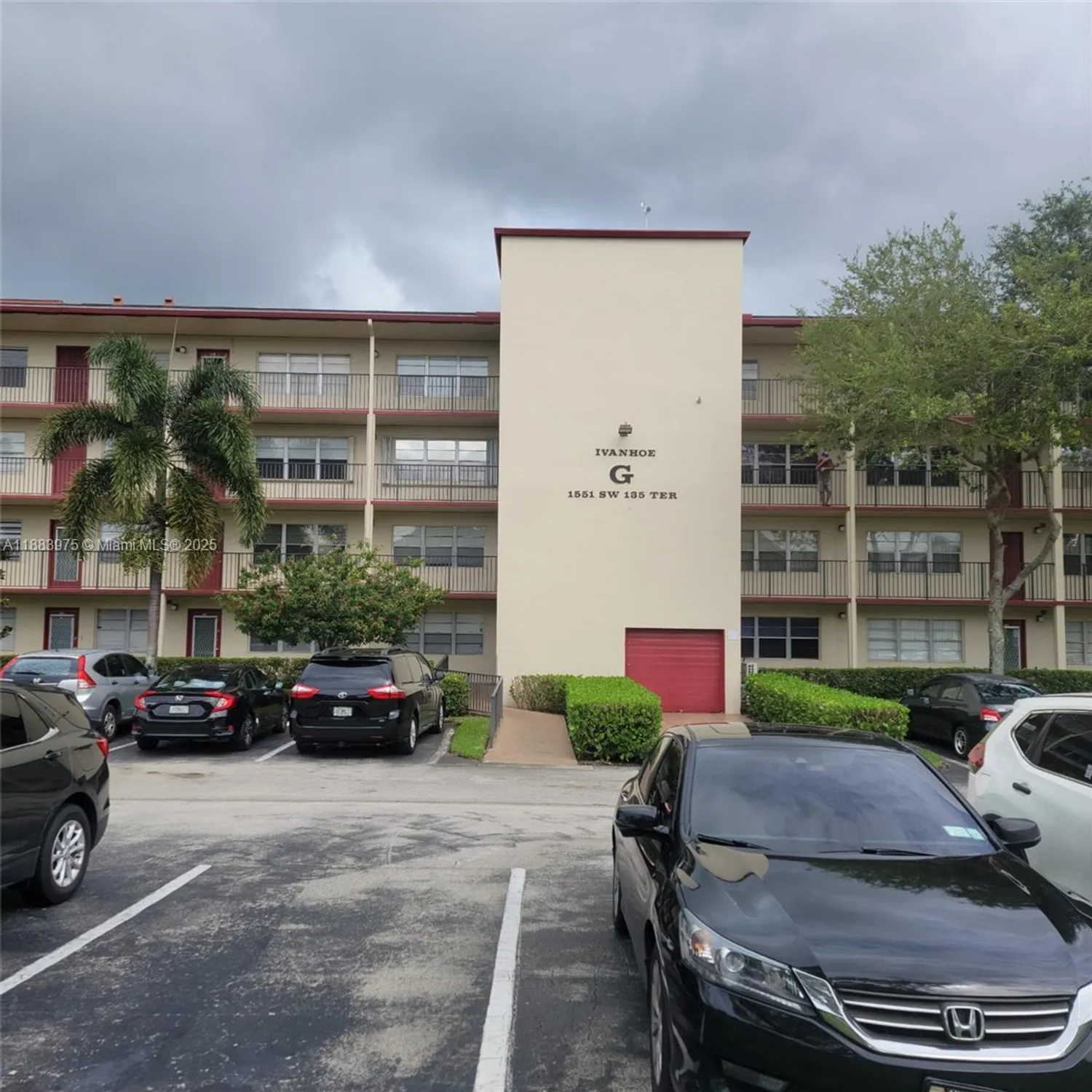 Property Slideshow image 1 of 17 | 1551 sw 135th ter 310g, Pembroke Pines, FL, 33027