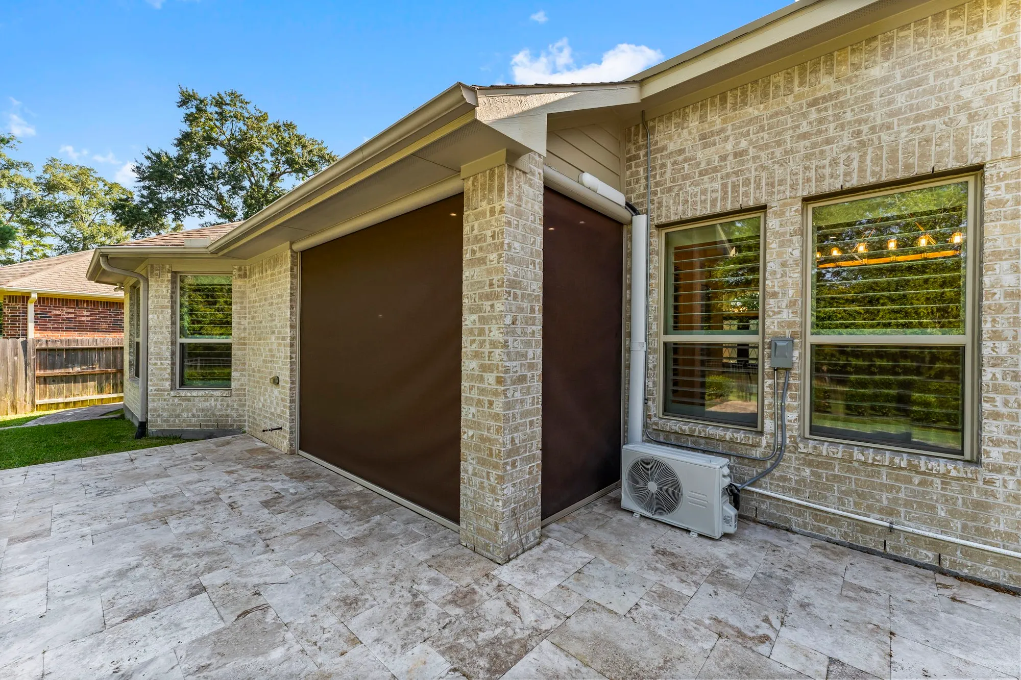 Property Slideshow image 32 of 38 | 8 s elderberry trl, Montgomery, TX, 77316