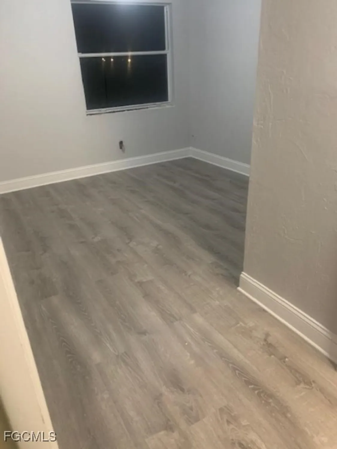 Property Slideshow image 16 of 19 | 13240 white marsh ln 9, Fort Myers, FL, 33912