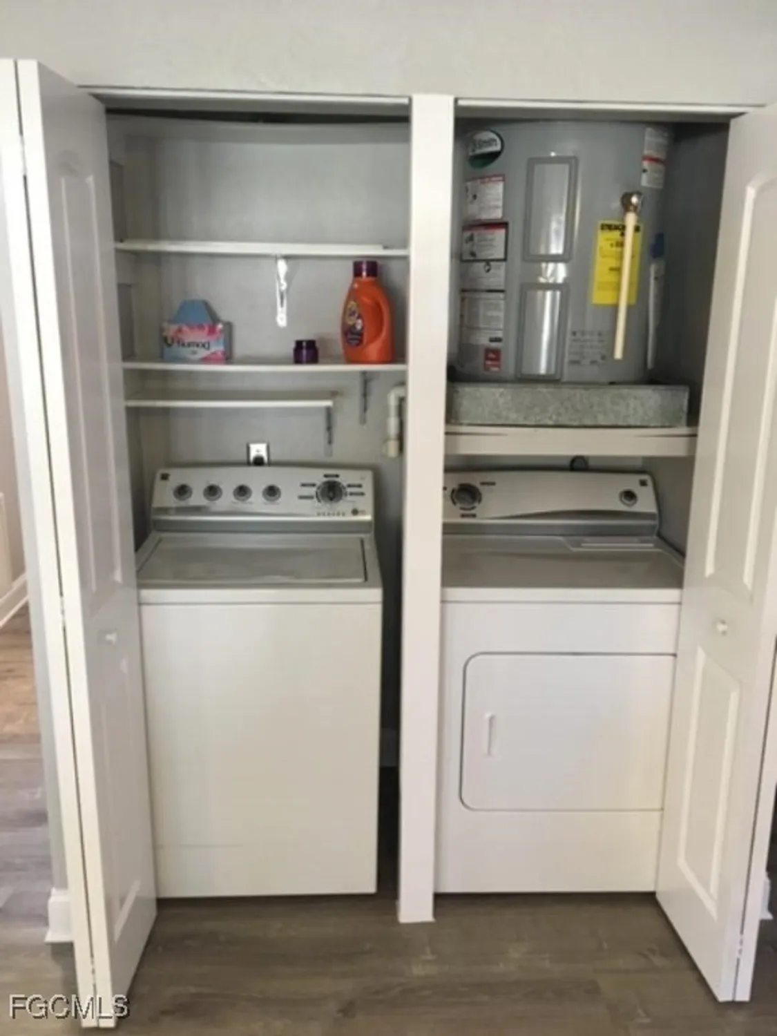 Property Slideshow image 10 of 19 | 13240 white marsh ln 9, Fort Myers, FL, 33912