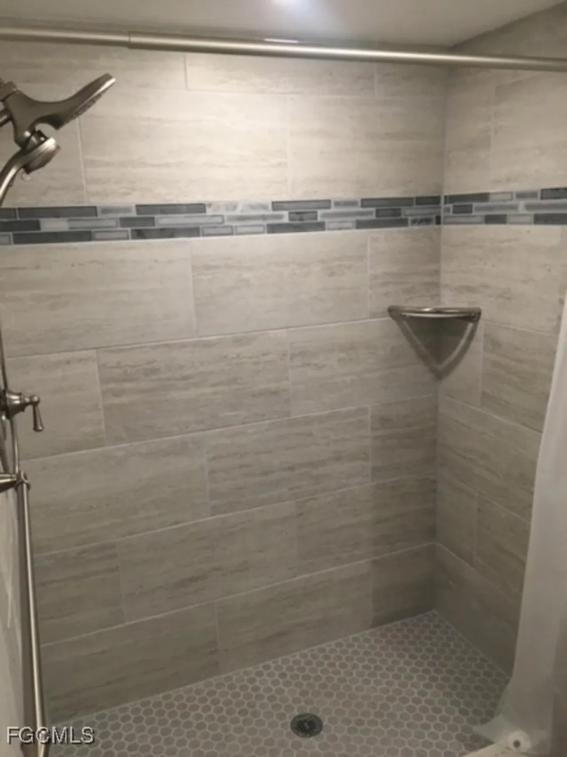 Property Slideshow image 11 of 19 | 13240 white marsh ln 9, Fort Myers, FL, 33912