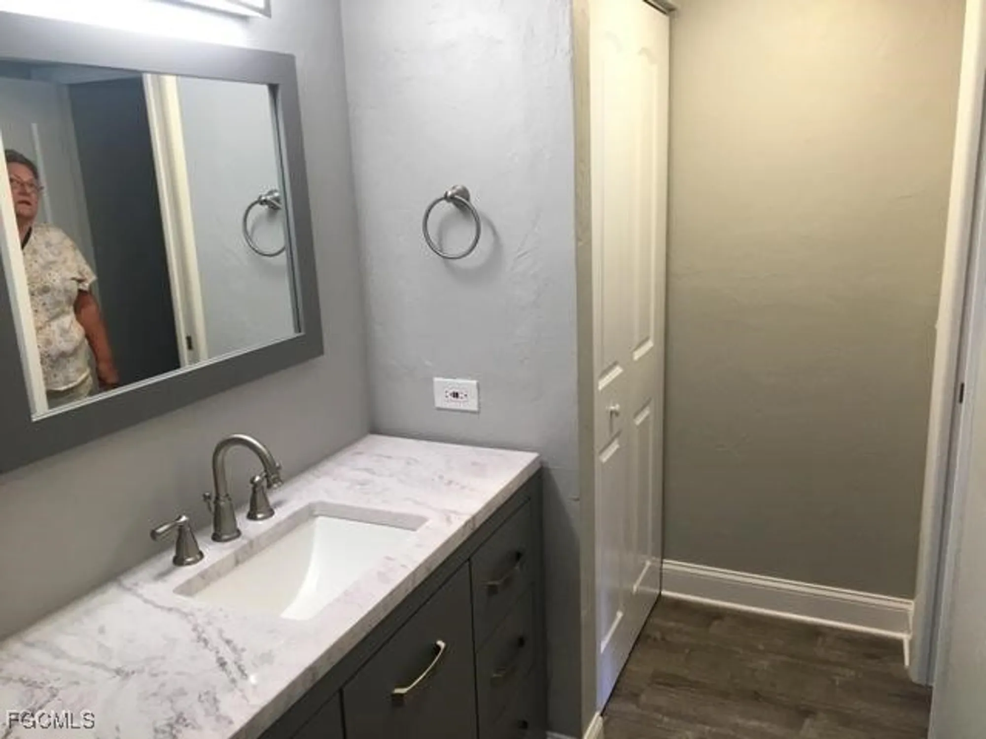 Property Slideshow image 13 of 19 | 13240 white marsh ln 9, Fort Myers, FL, 33912