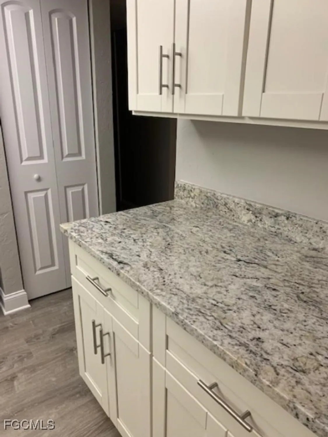 Property Slideshow image 7 of 19 | 13240 white marsh ln 9, Fort Myers, FL, 33912