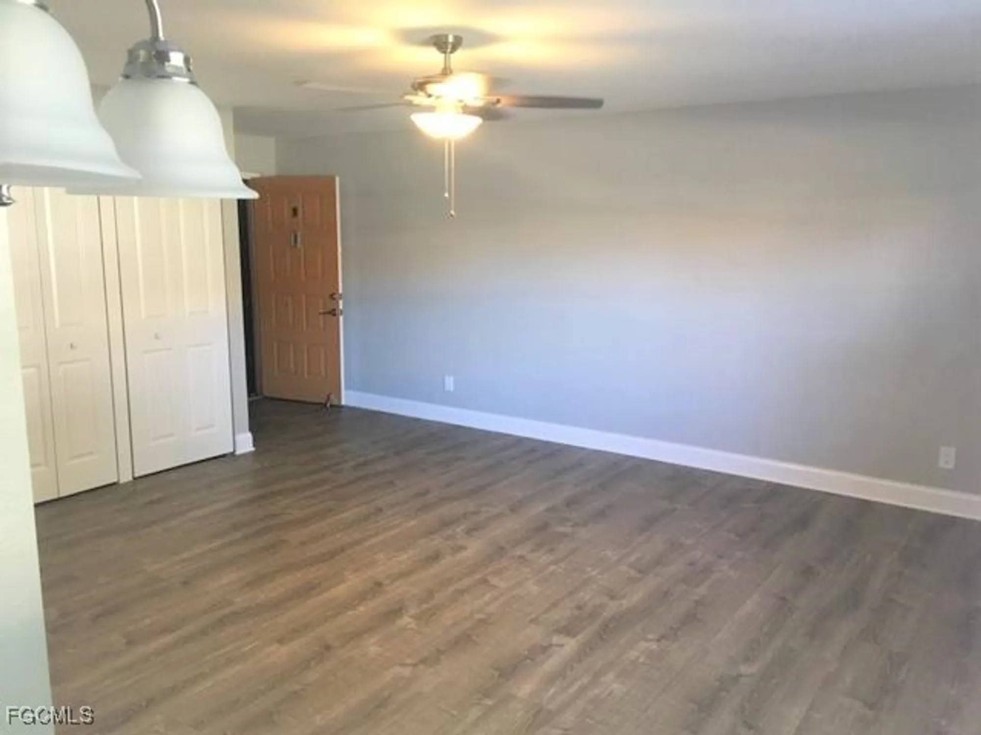 Property Slideshow image 9 of 19 | 13240 white marsh ln 9, Fort Myers, FL, 33912