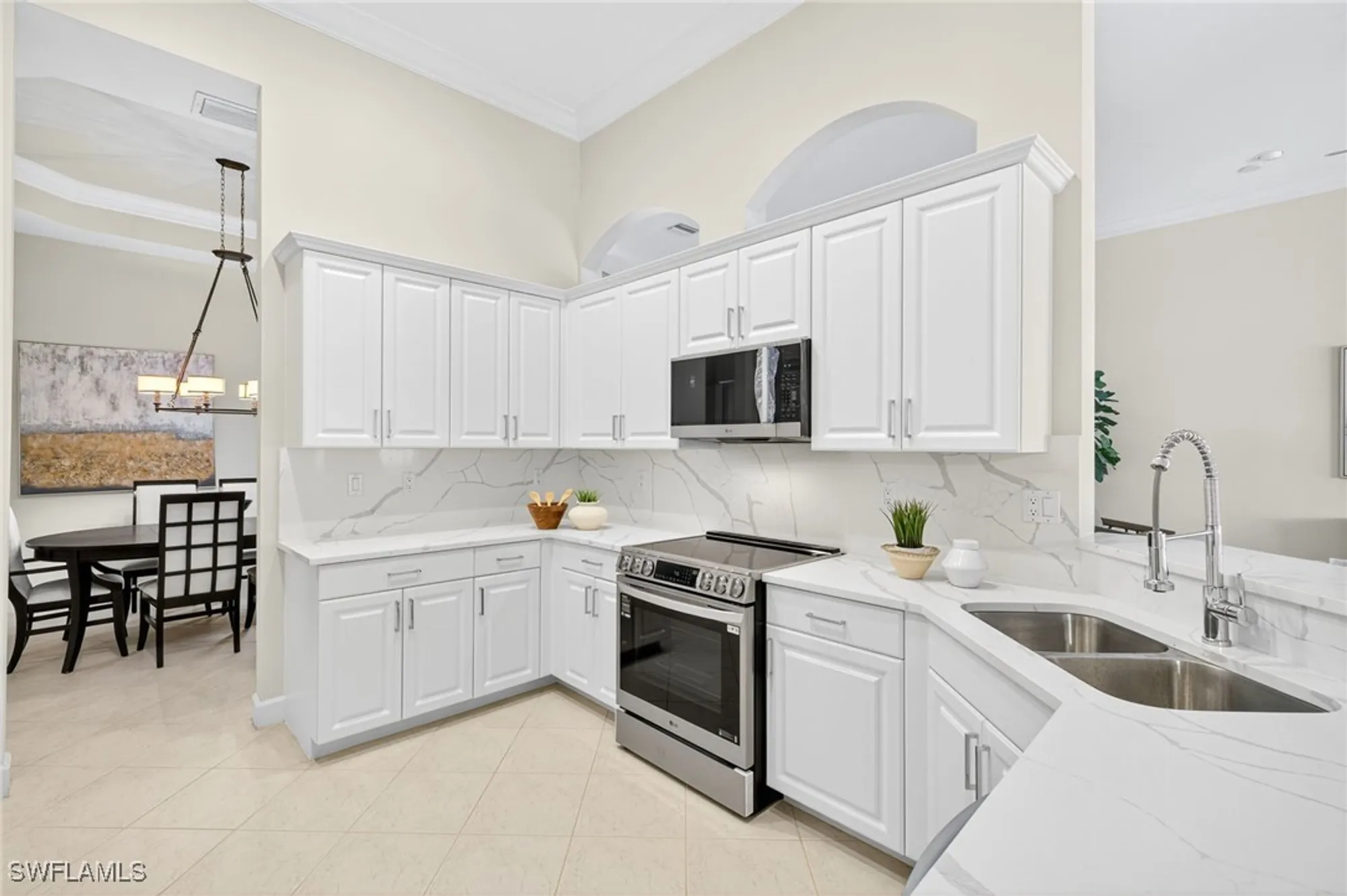 Property Slideshow image 14 of 31 | 8812 mustang island cir, Naples, FL, 34113