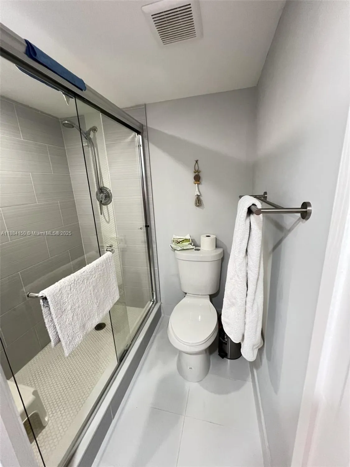 Property Slideshow image 16 of 25 | 12601 sw 13th st apt g304, Pembroke Pines, FL, 33027