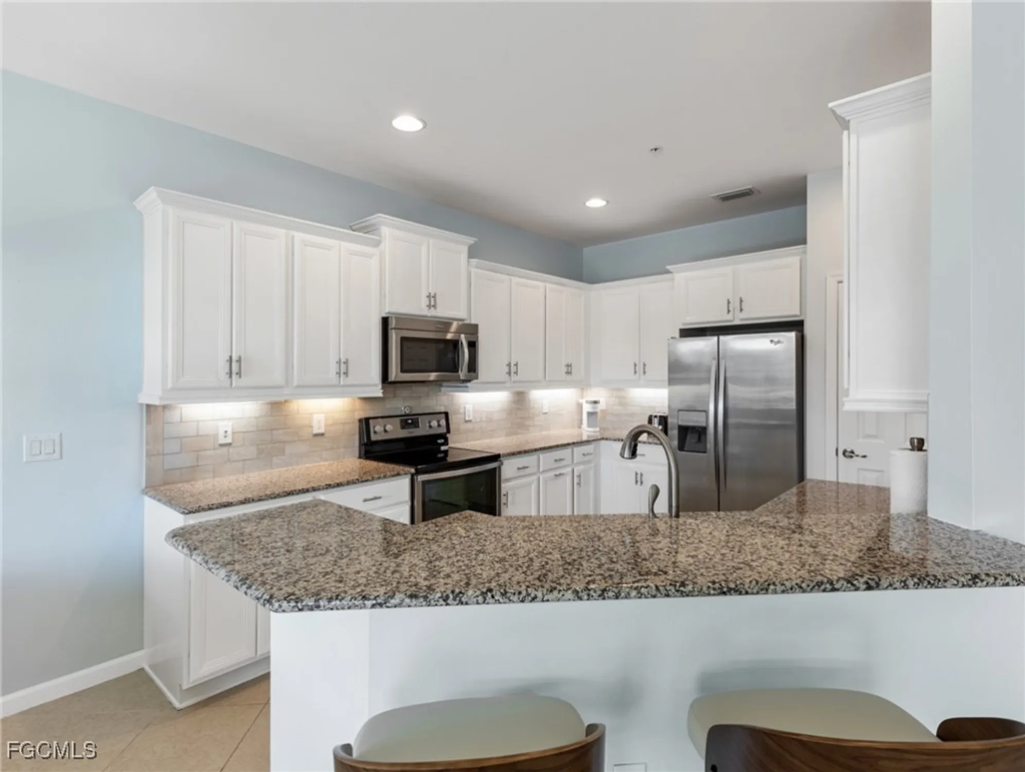 Property Slideshow image 17 of 44 | 10260 glastonbury cir unit 102, Fort Myers, FL, 33913