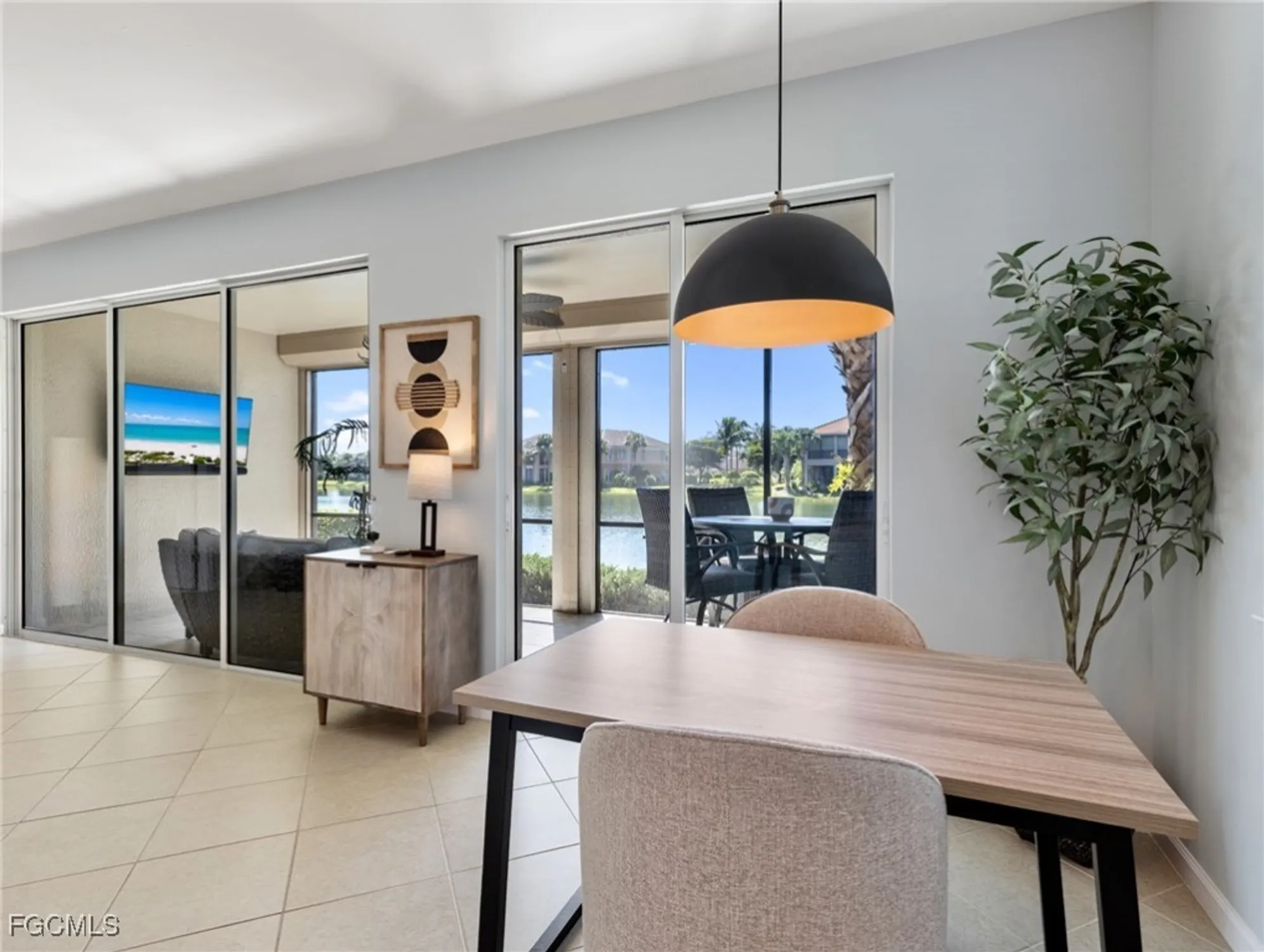 Property Slideshow image 12 of 44 | 10260 glastonbury cir unit 102, Fort Myers, FL, 33913