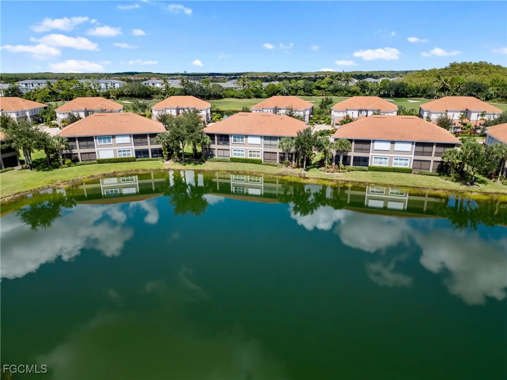 Property Slideshow image 38 of 44 | 10260 glastonbury cir unit 102, Fort Myers, FL, 33913