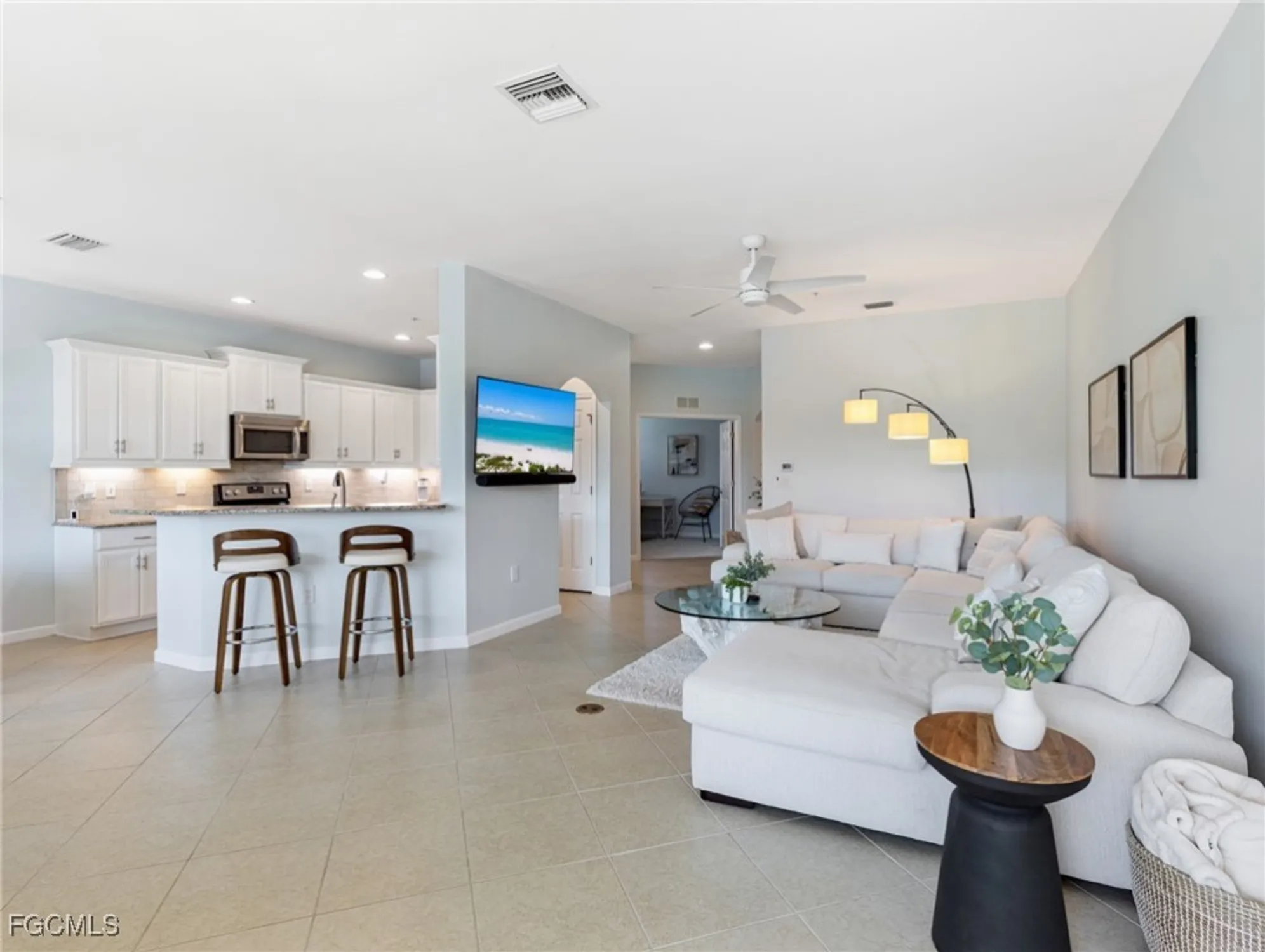 Property Slideshow image 7 of 44 | 10260 glastonbury cir unit 102, Fort Myers, FL, 33913