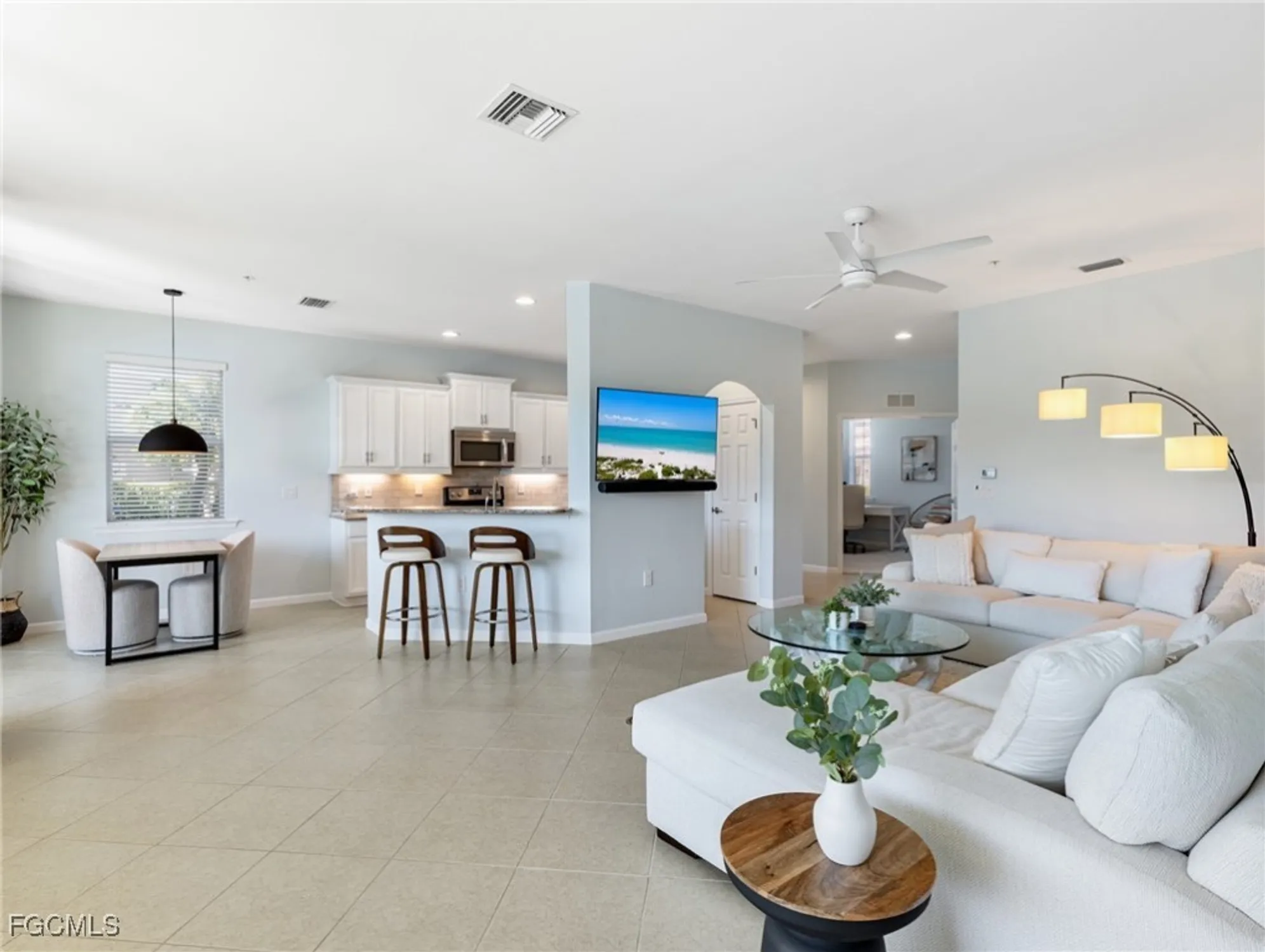 Property Slideshow image 8 of 44 | 10260 glastonbury cir unit 102, Fort Myers, FL, 33913