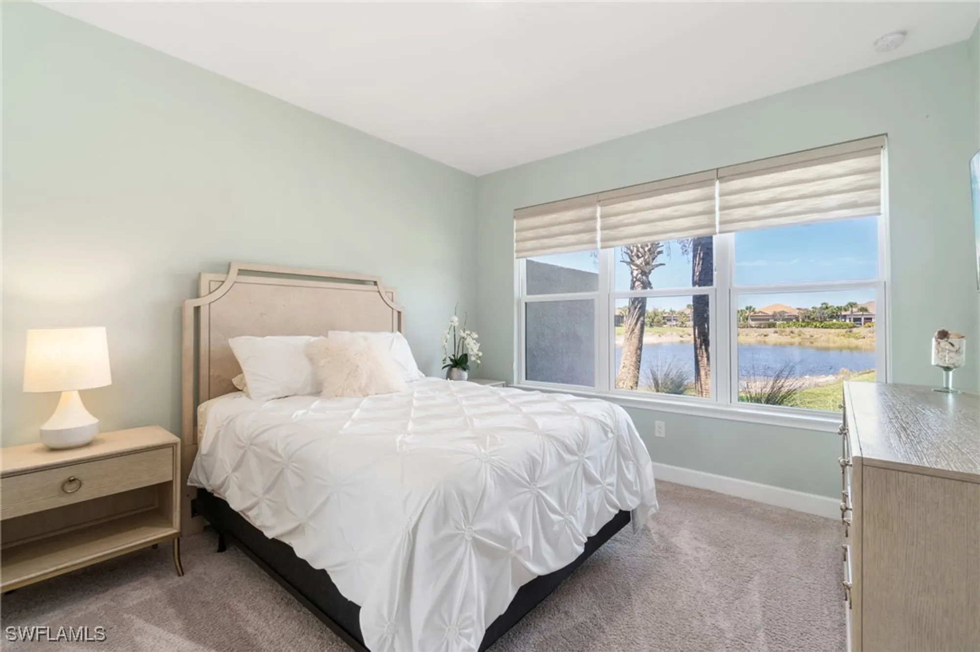 Property Slideshow image 13 of 40 | 8021 calle canovas ct, Naples, FL, 34114